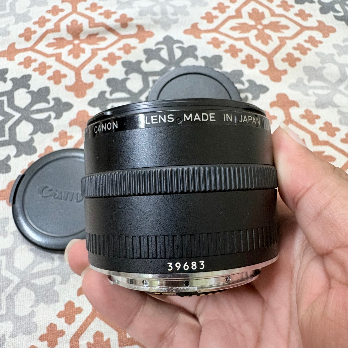 Canon EF 24mm f/2.8
