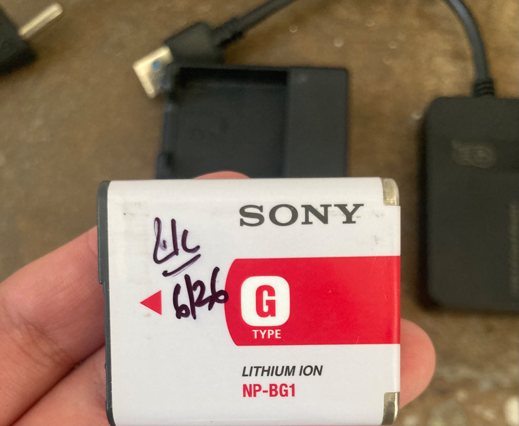 DSC-W210