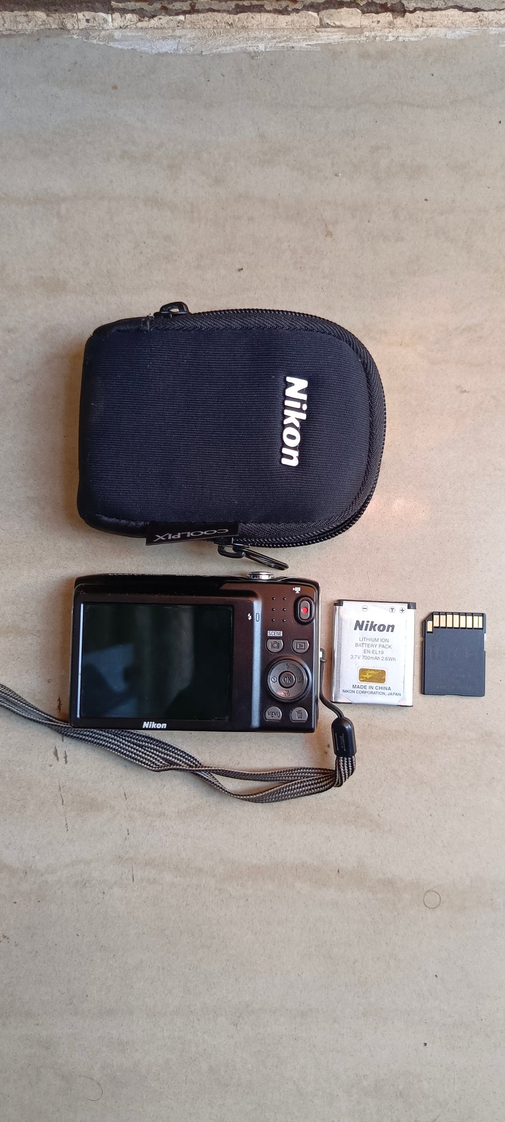 Nikon coolpix s3100