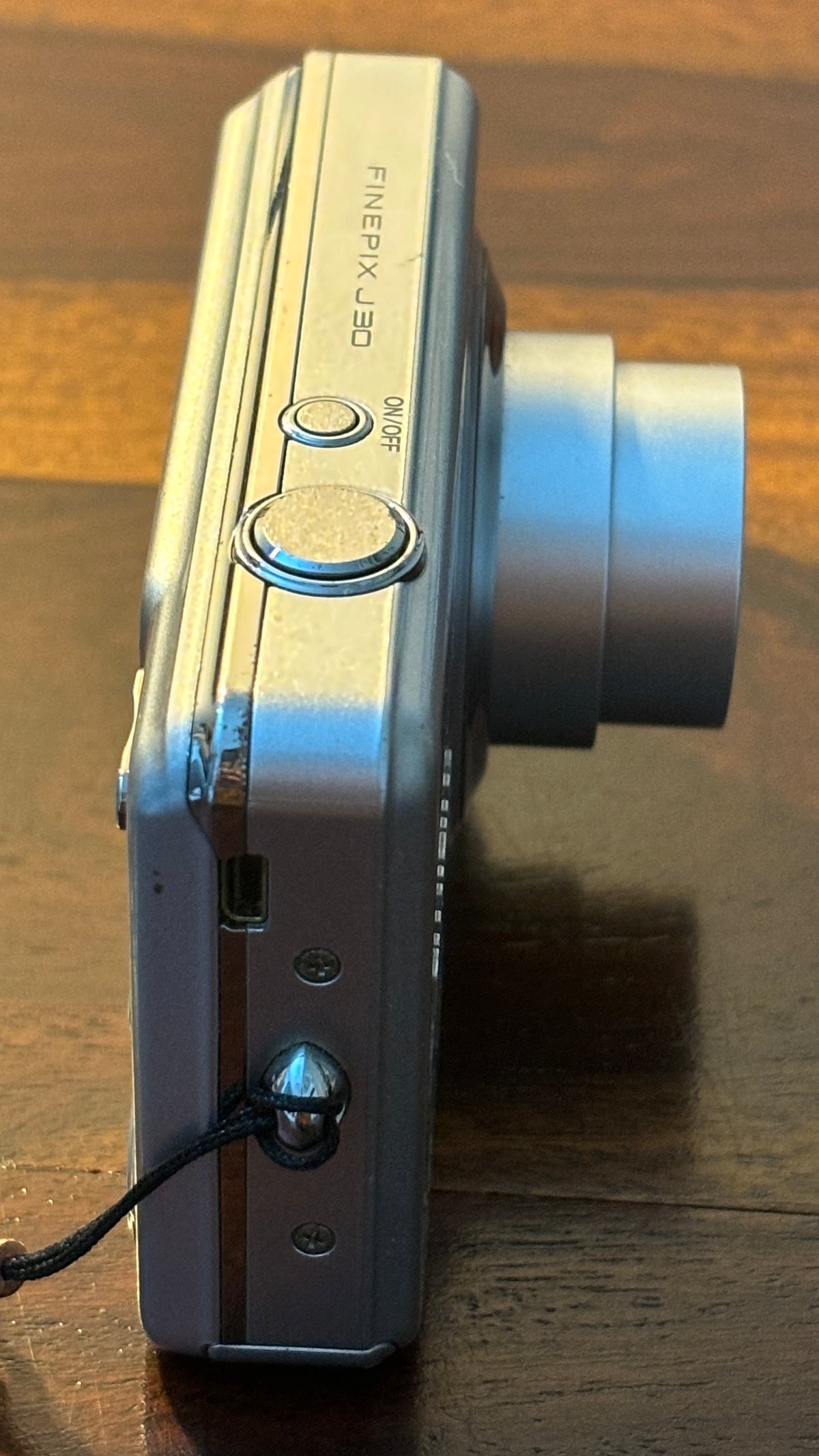 Fujifilm FinePix J30 Digital Camera