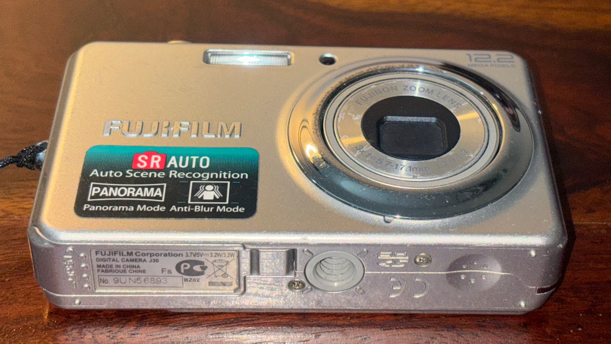 Fujifilm FinePix J30 Digital Camera