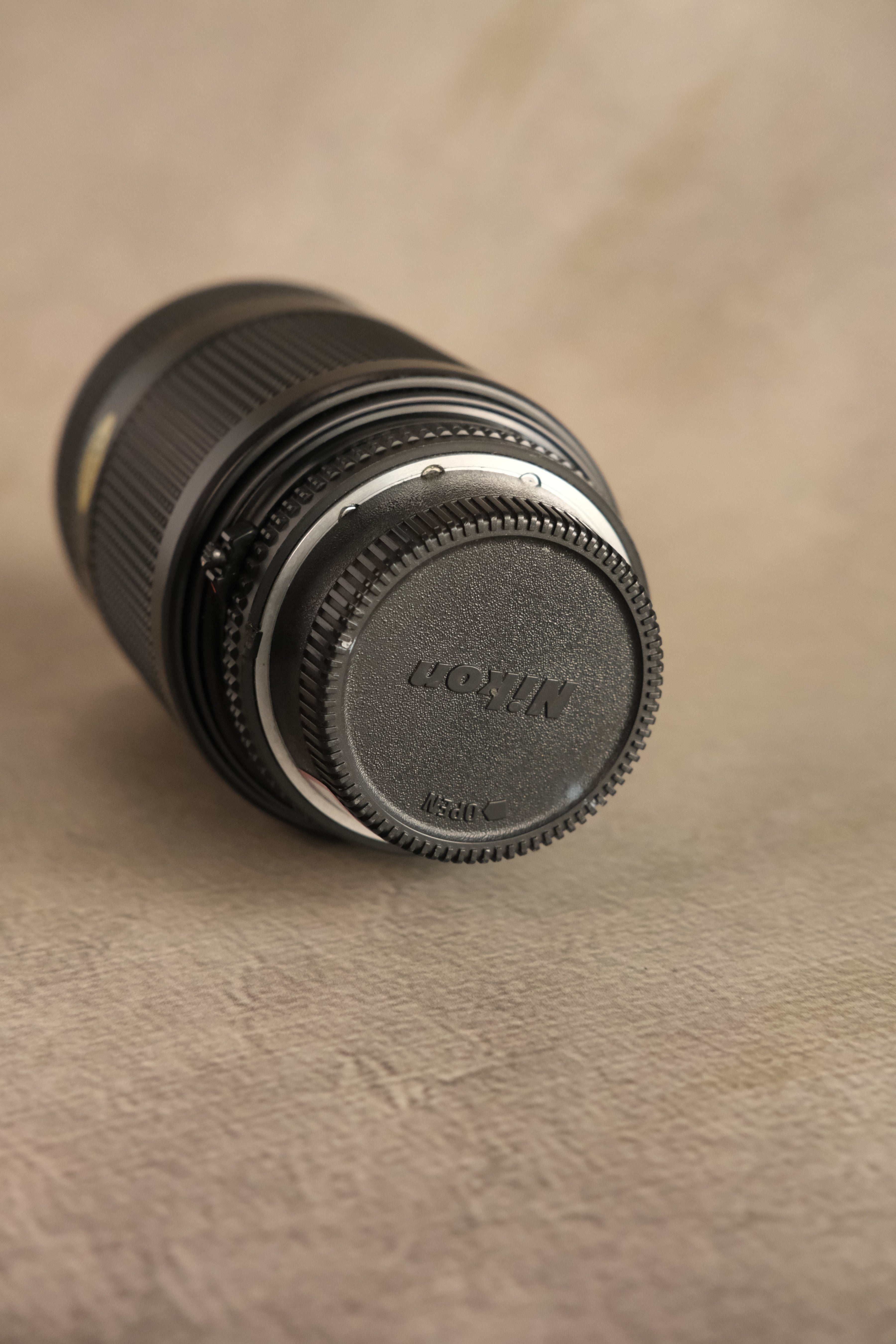 Nikon Nikkor AF 70-210mm f/4-5.6