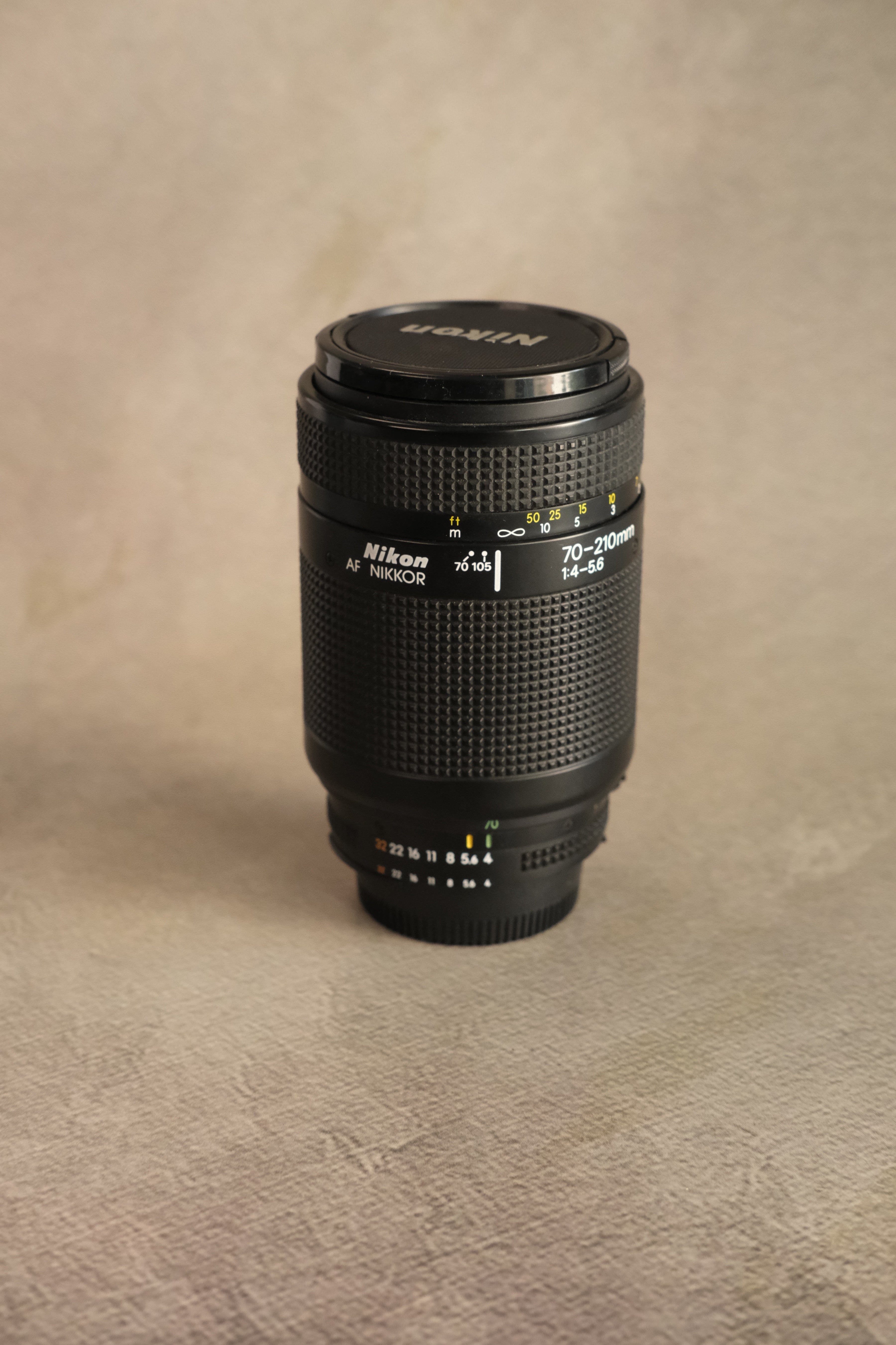 Nikon Nikkor AF 70-210mm f/4-5.6