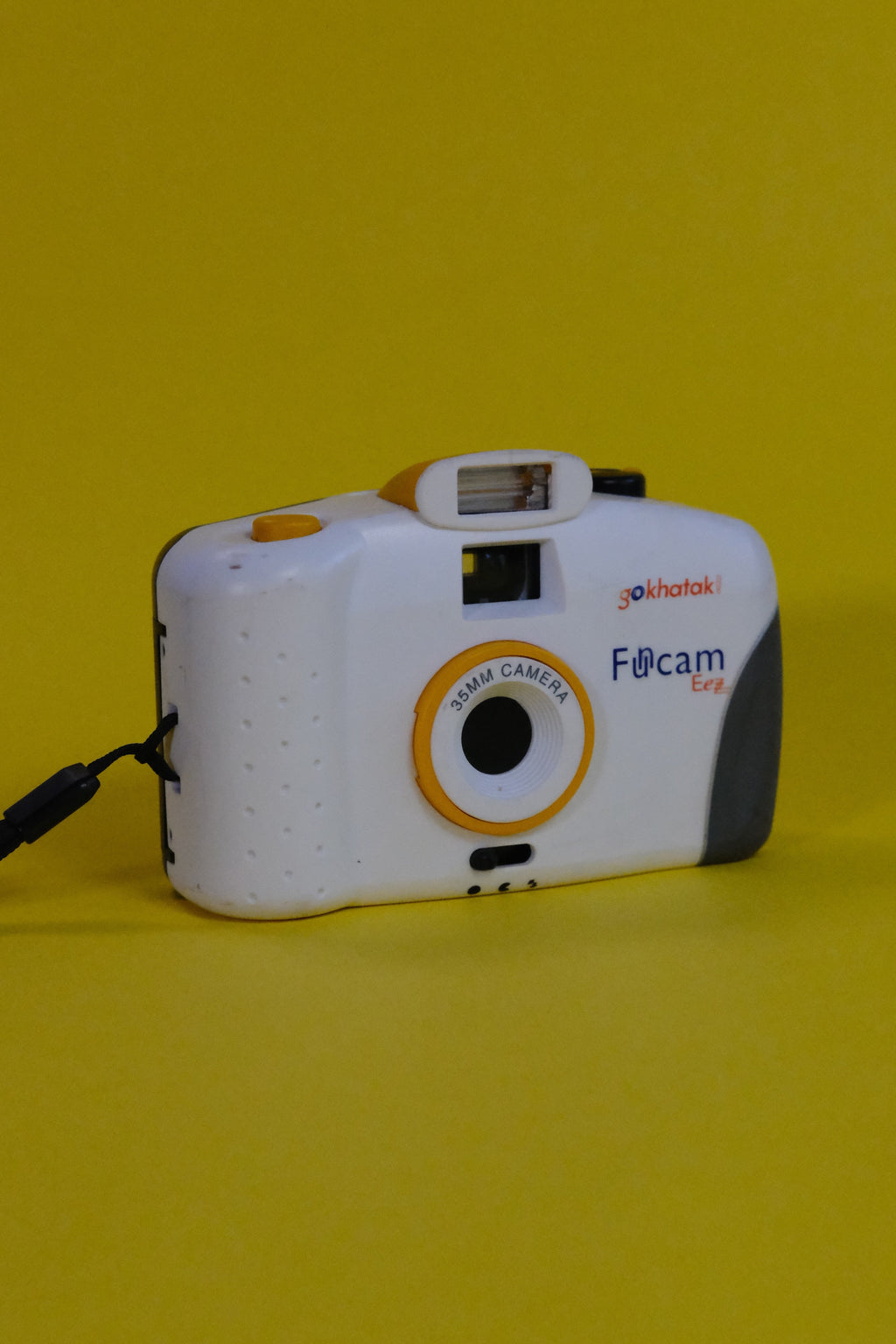 GoKhatak Funcam EeZ 35mm Camera