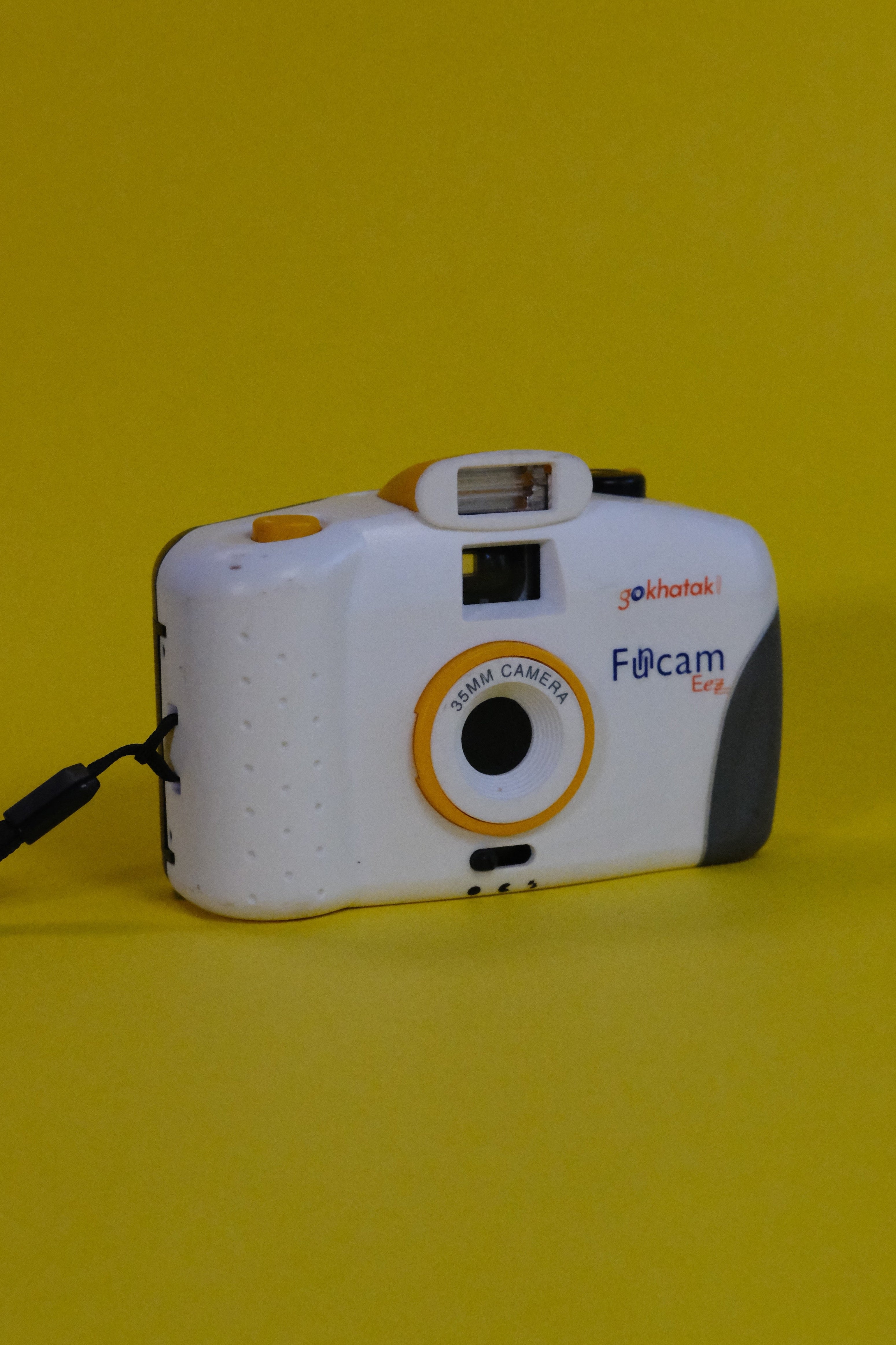 GoKhatak Funcam EeZ 35mm Camera