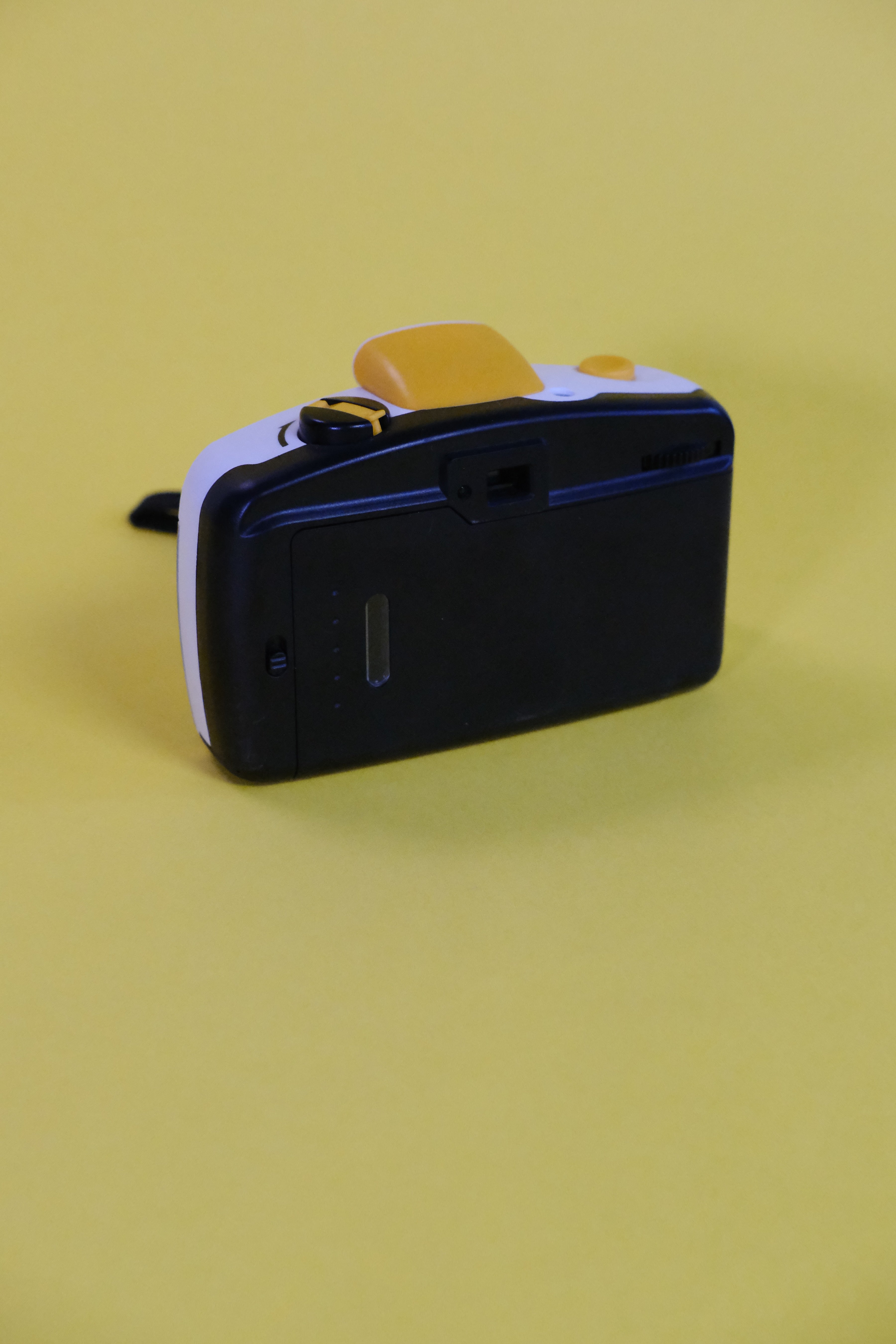 GoKhatak Funcam EeZ 35mm Camera