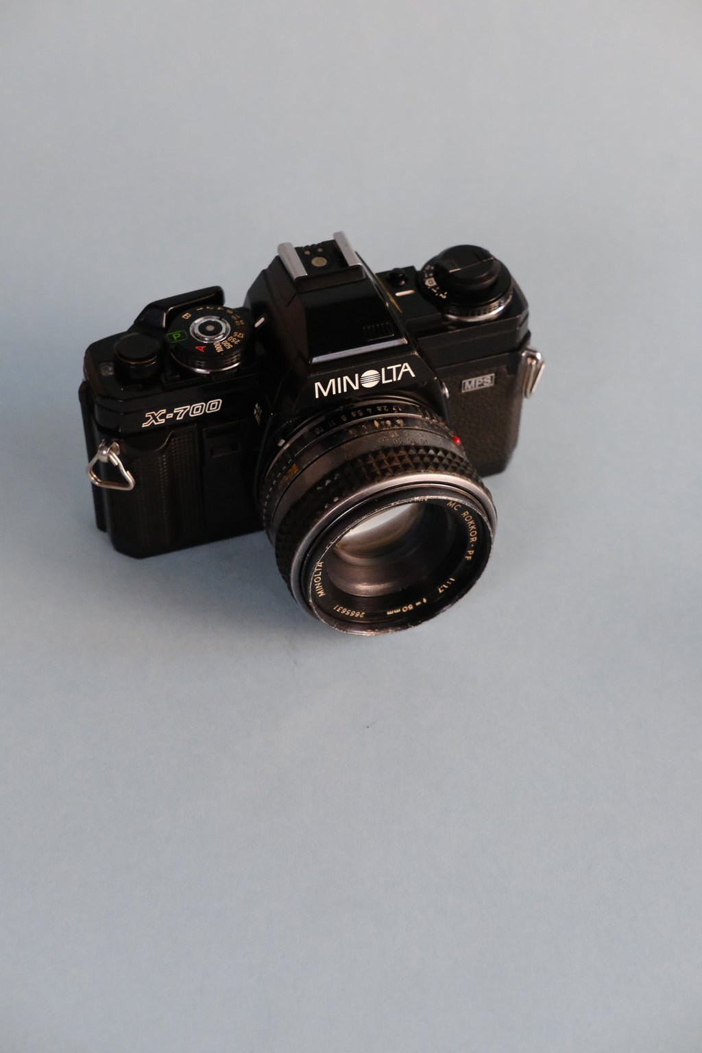 Minolta X700 SLR with MD 50mm f/1.7 (Silver)