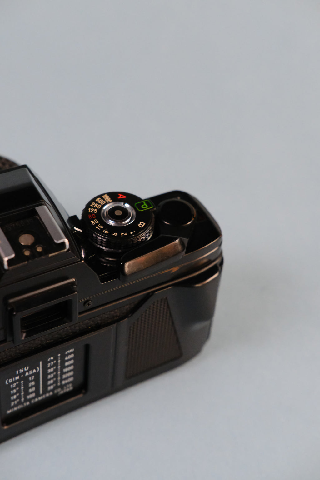 Minolta X700 SLR with MD 50mm f/1.7 (Silver)