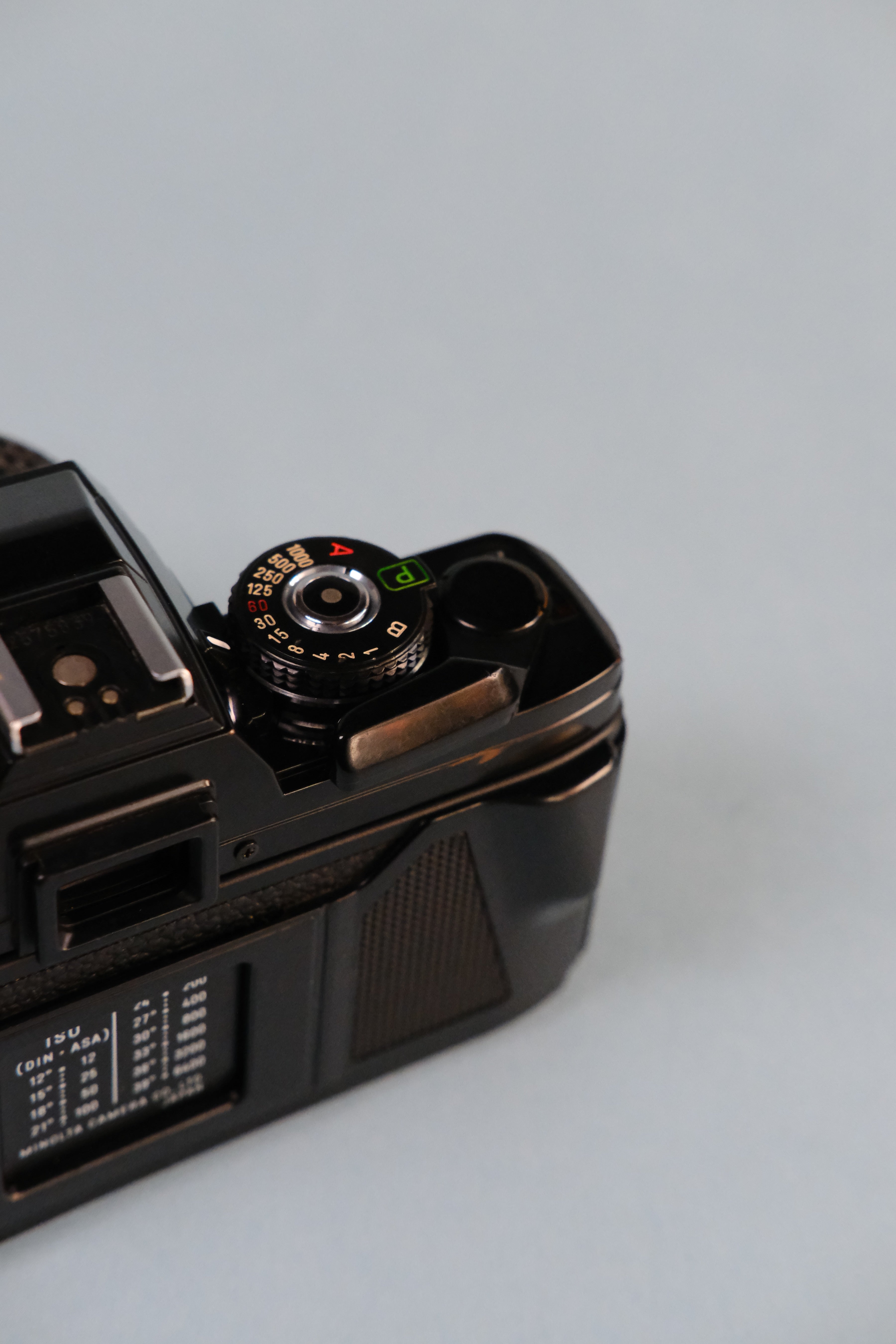 Minolta X700 SLR with MD 50mm f/1.7 (Silver)