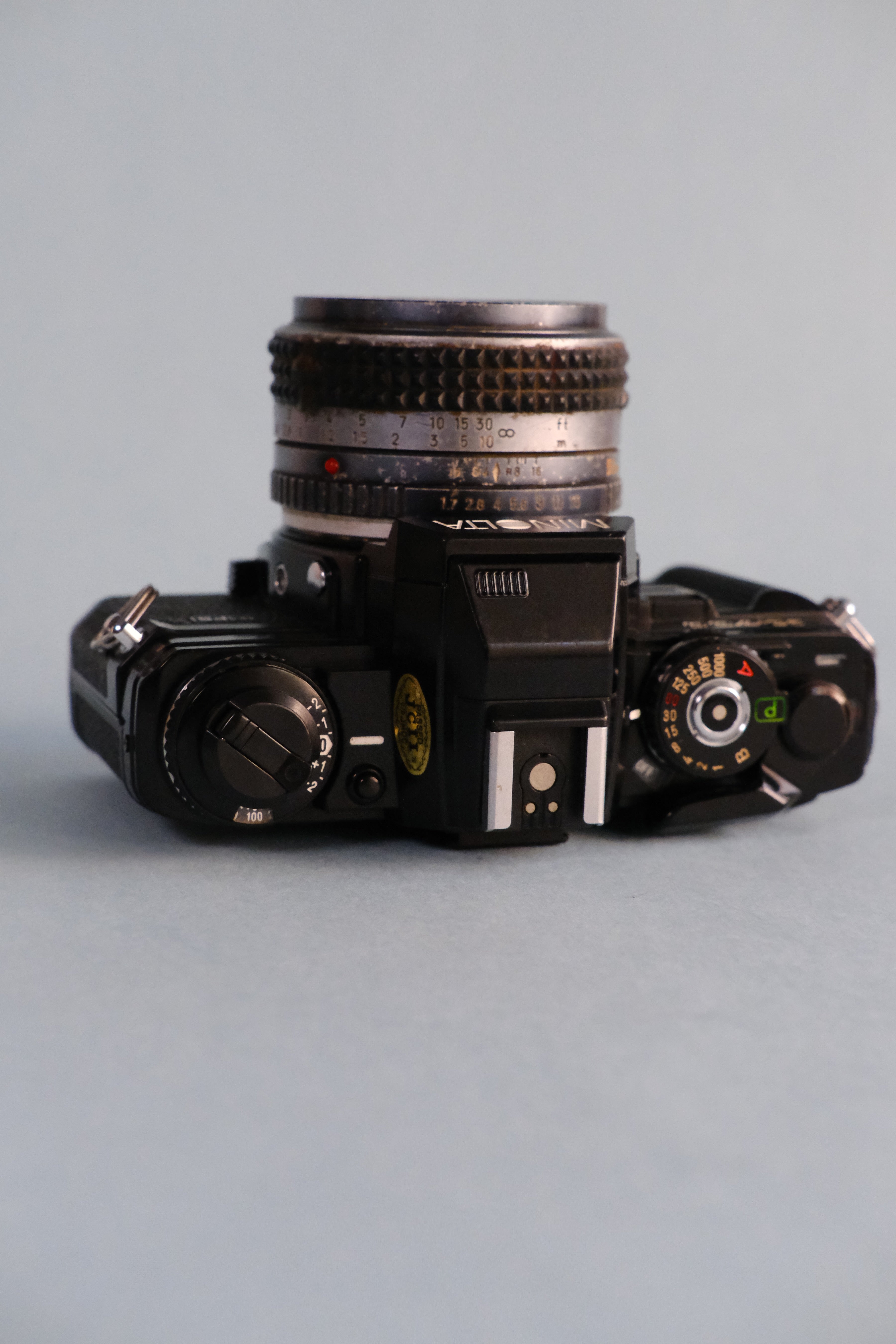 Minolta X700 SLR with MD 50mm f/1.7 (Silver)
