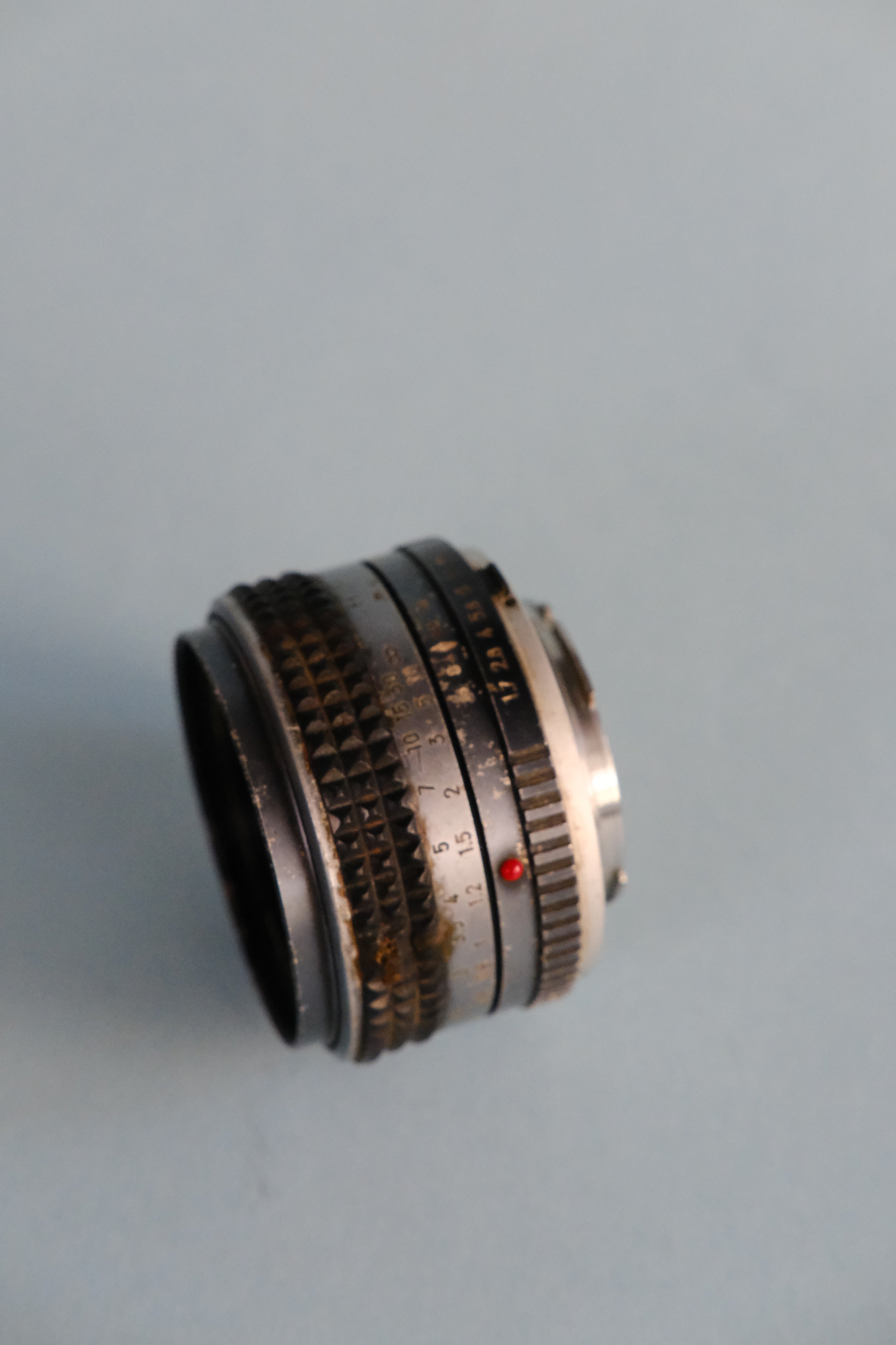Minolta X700 SLR with MD 50mm f/1.7 (Silver)
