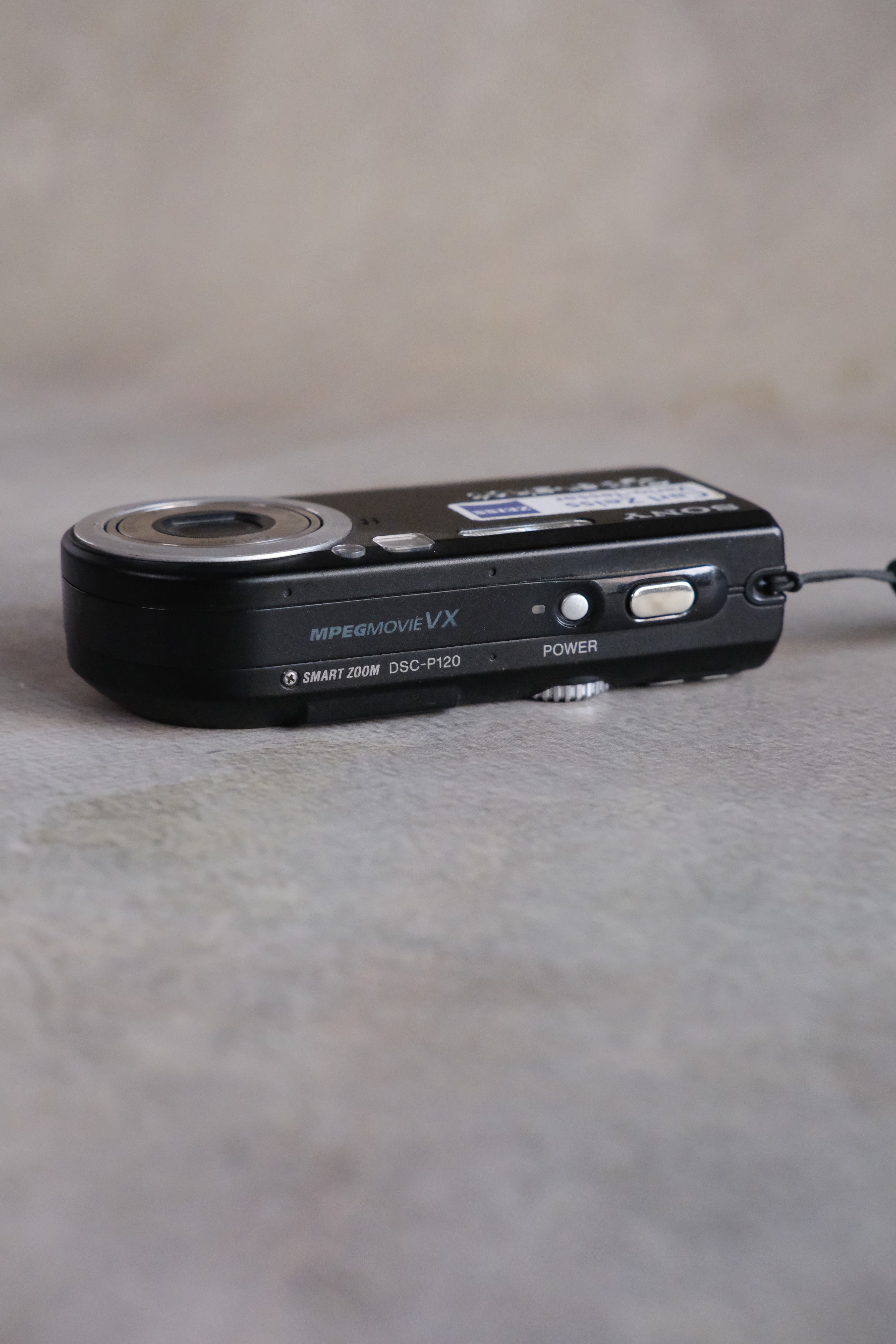 Sony DSC-P120