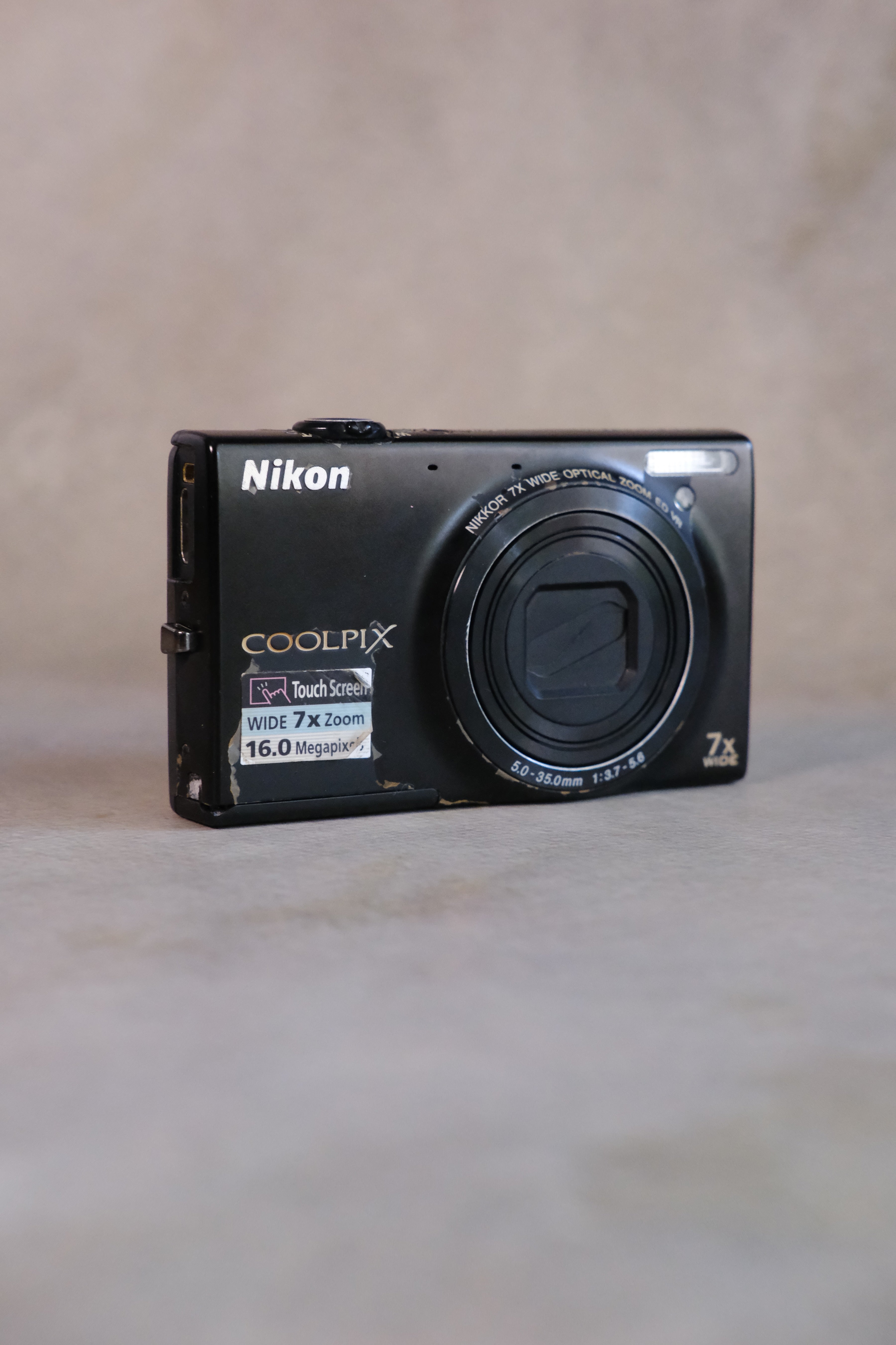 Nikon Coolpix S6150