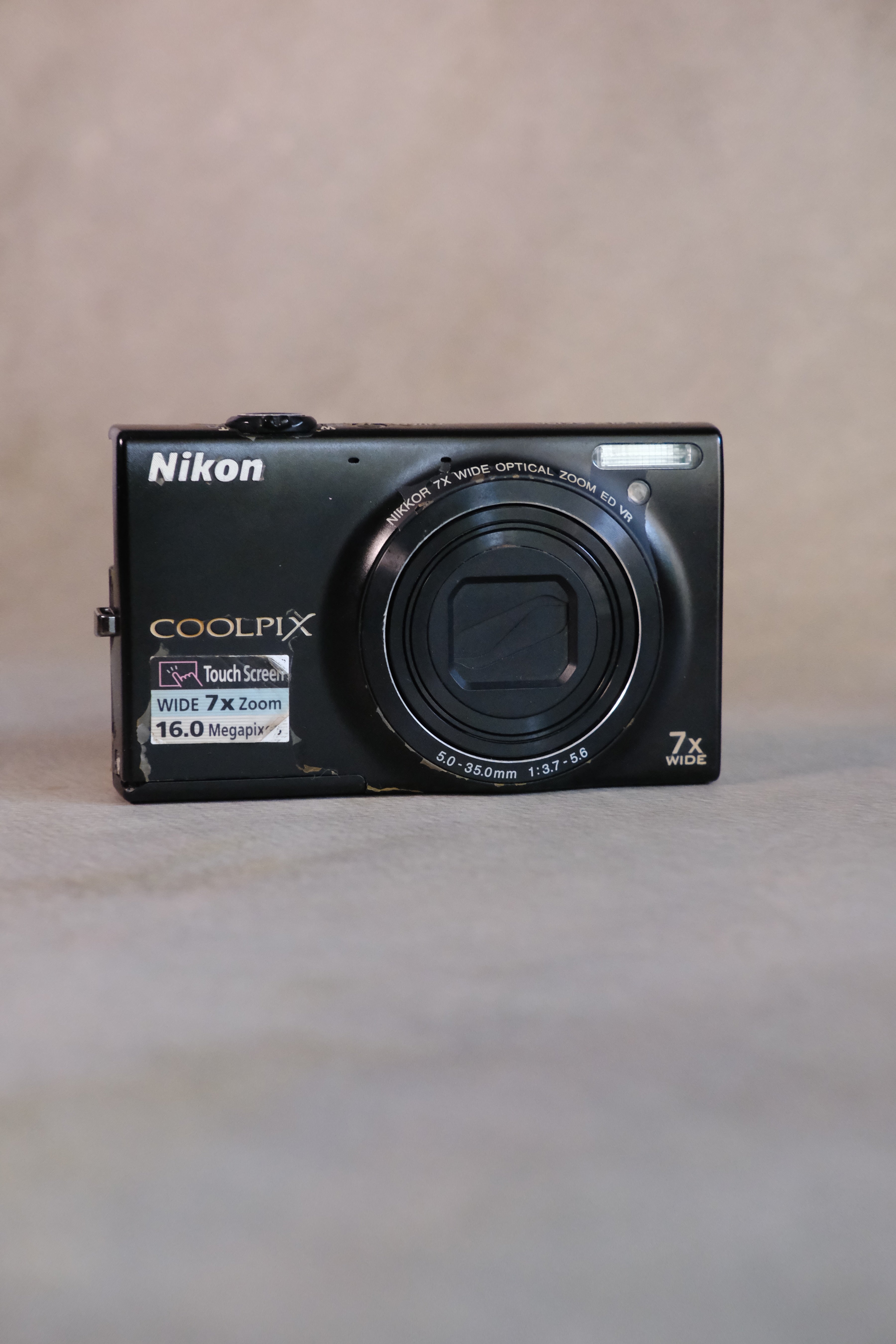 Nikon Coolpix S6150