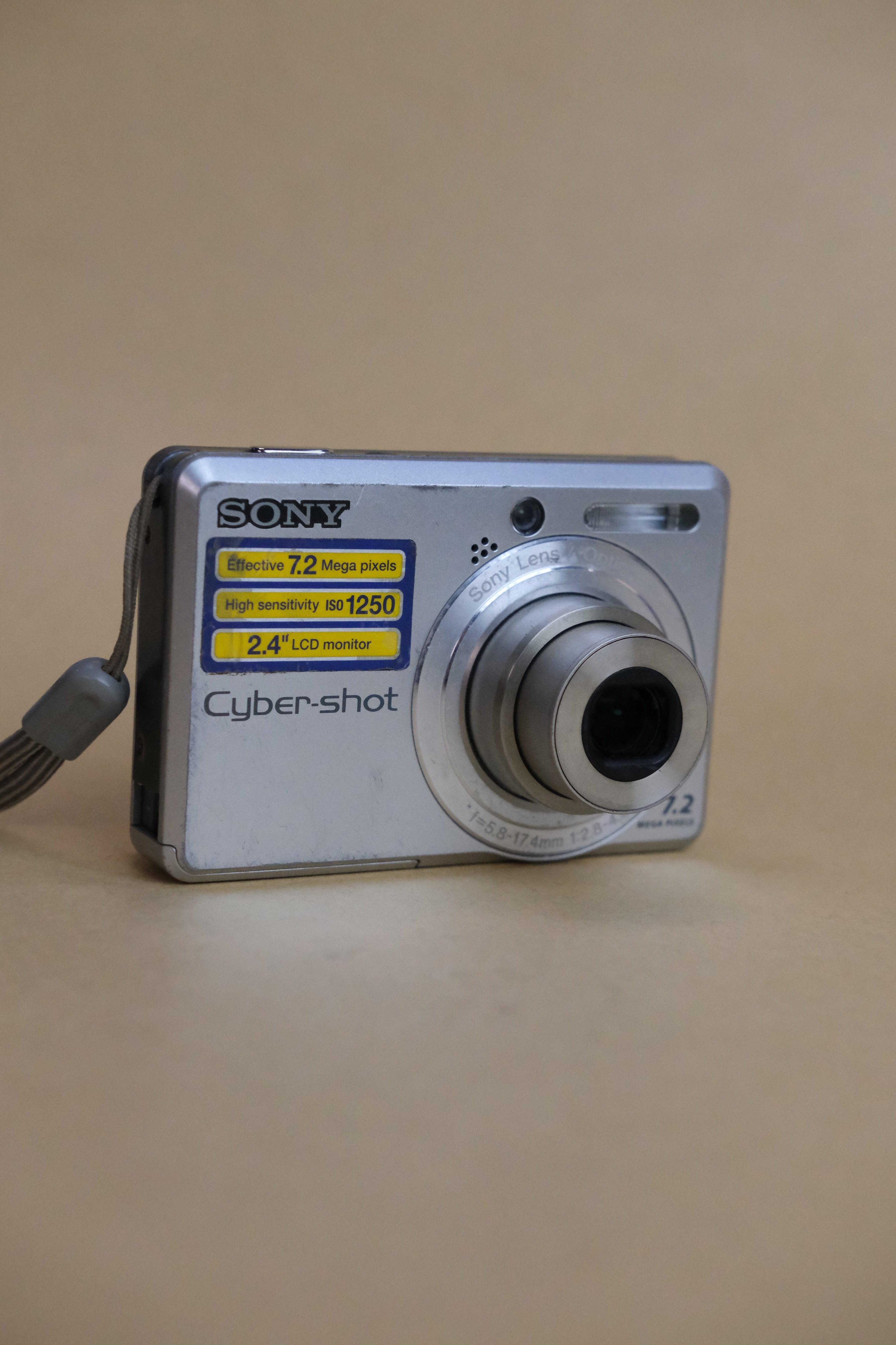 Sony Cybershot DSC-S730