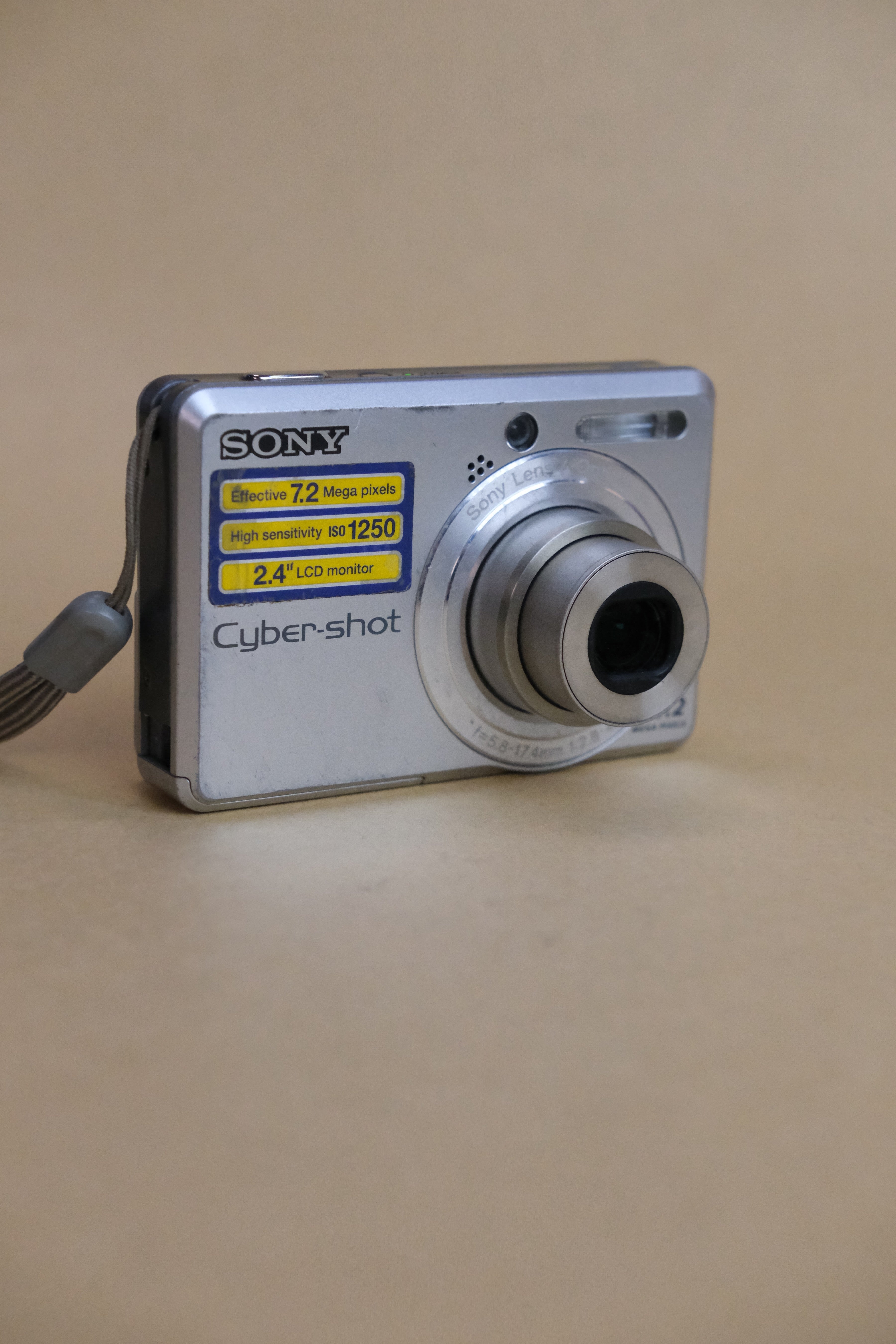 Sony Cybershot DSC-S730
