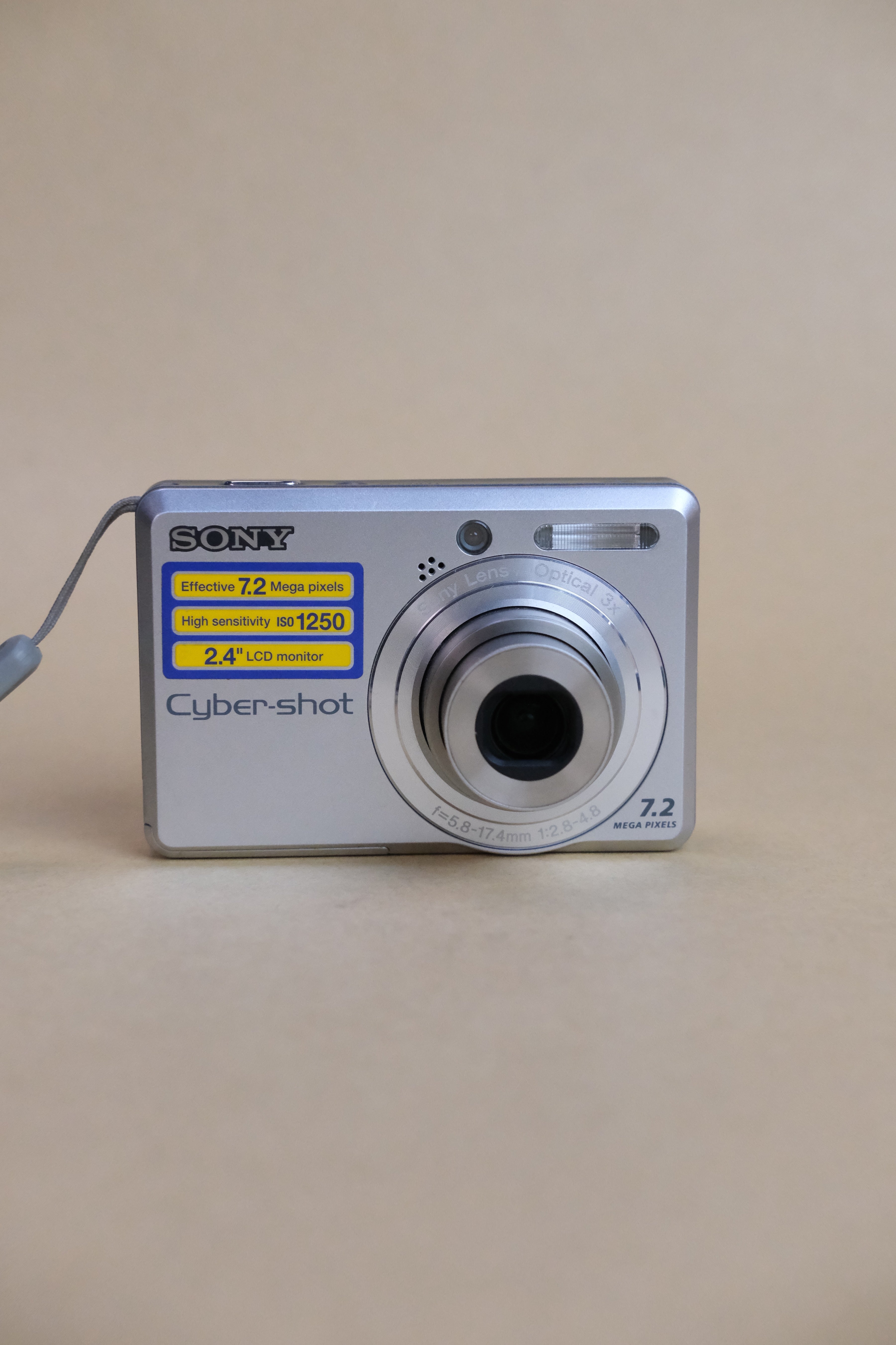 Sony Cybershot DSC-S730 (Near Mint)