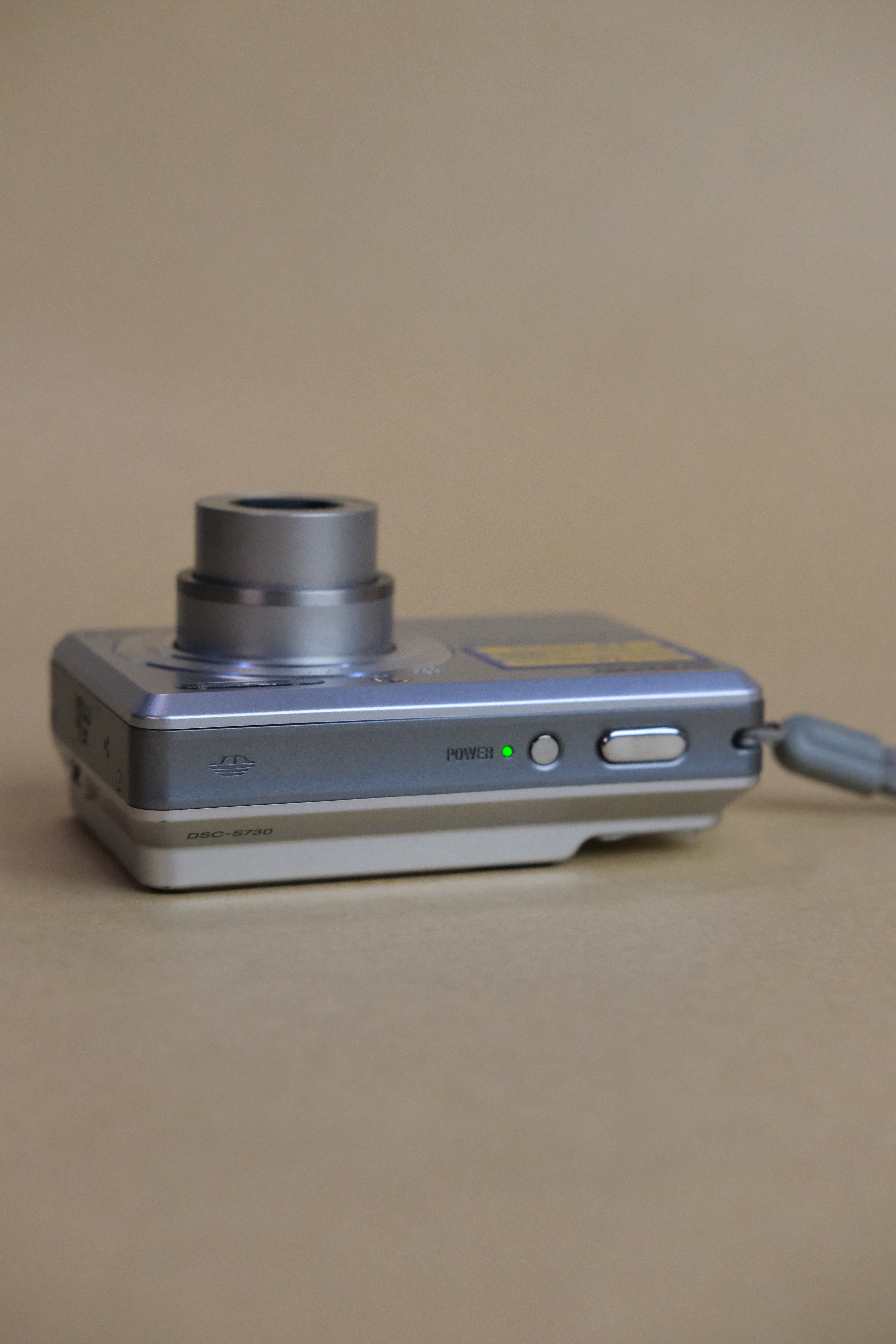 Sony Cybershot DSC-S730 (Near Mint)