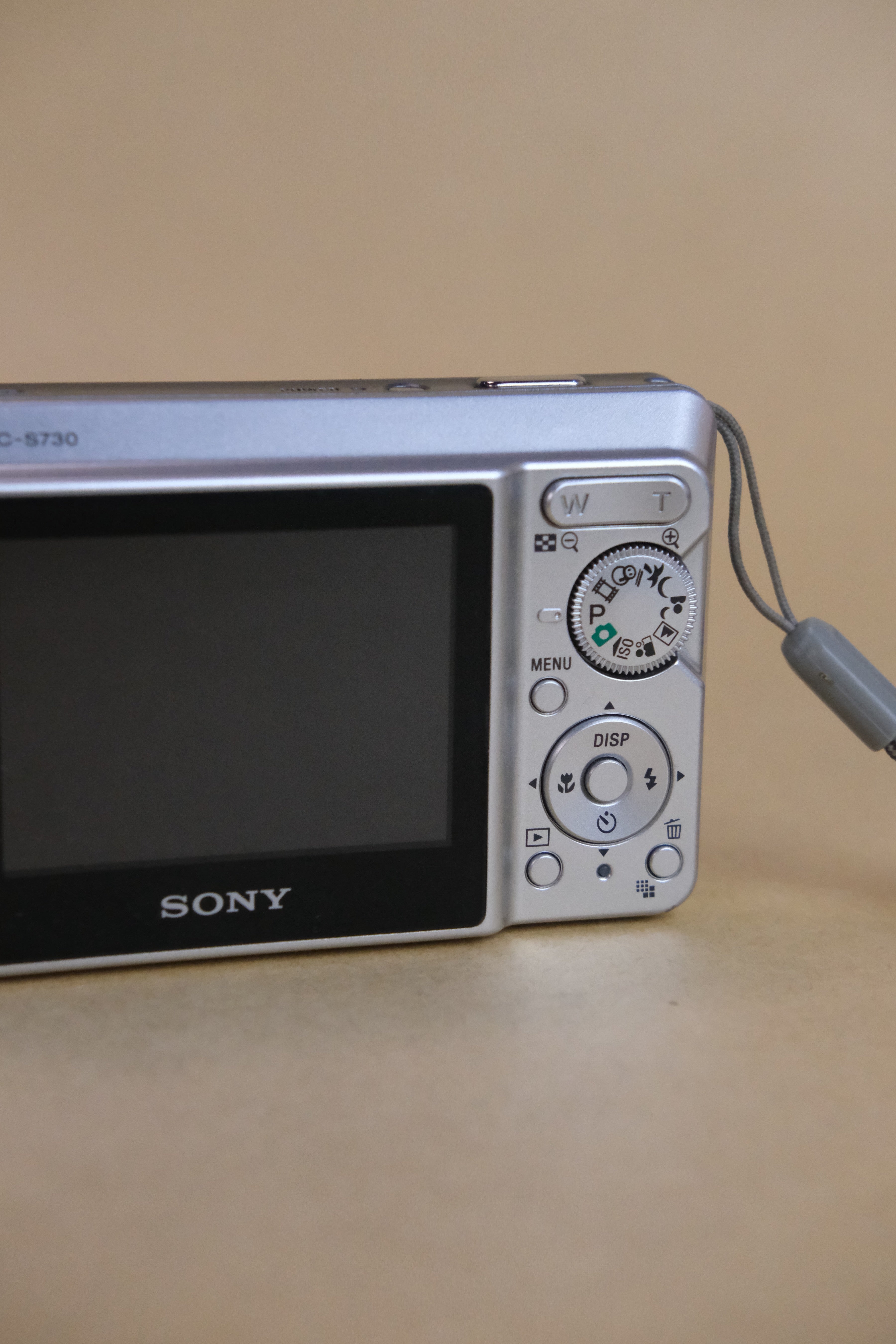 Sony Cybershot DSC-S730 (Near Mint)