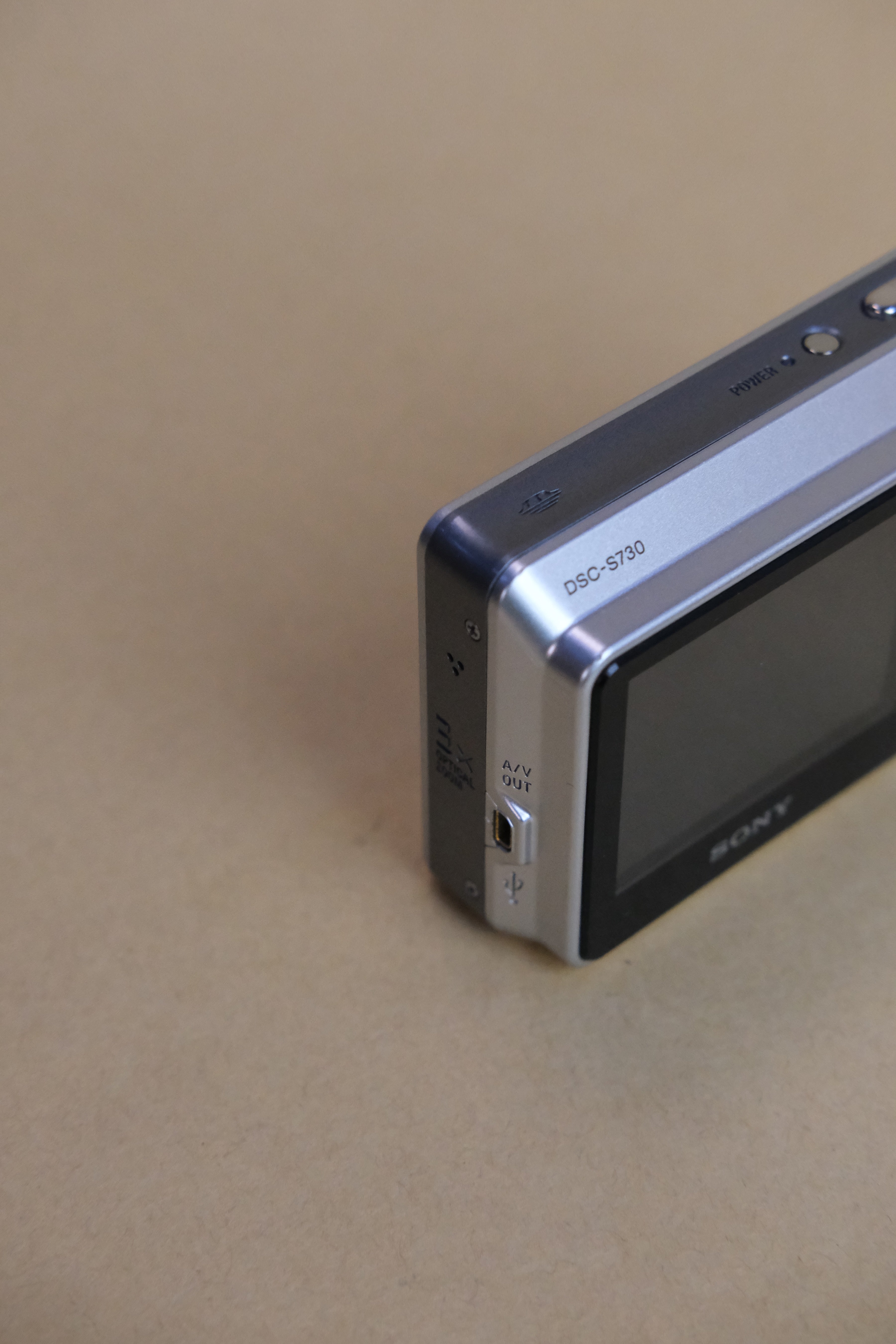 Sony Cybershot DSC-S730 (Near Mint)