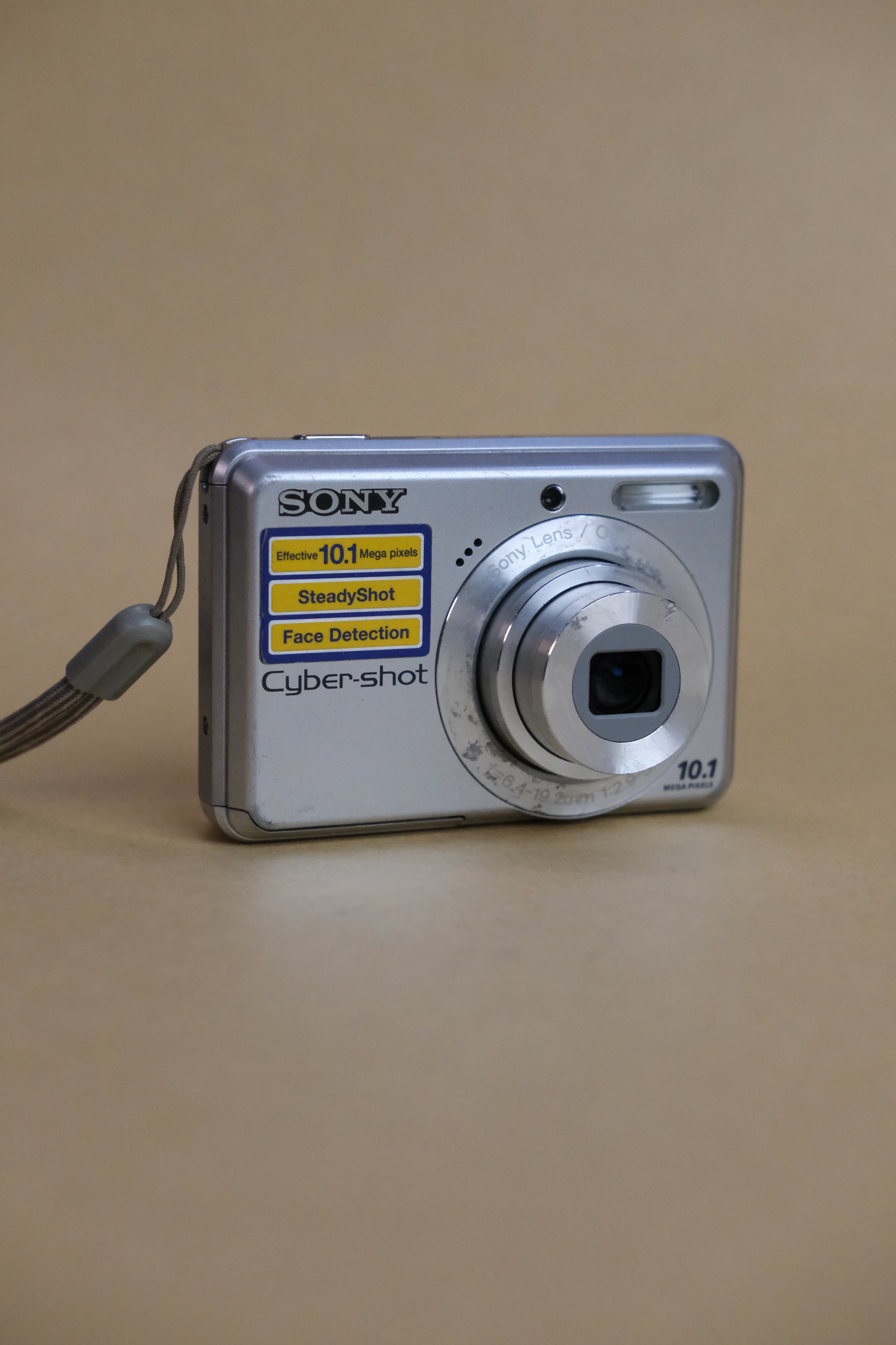 Sony Cybershot DSC-S930