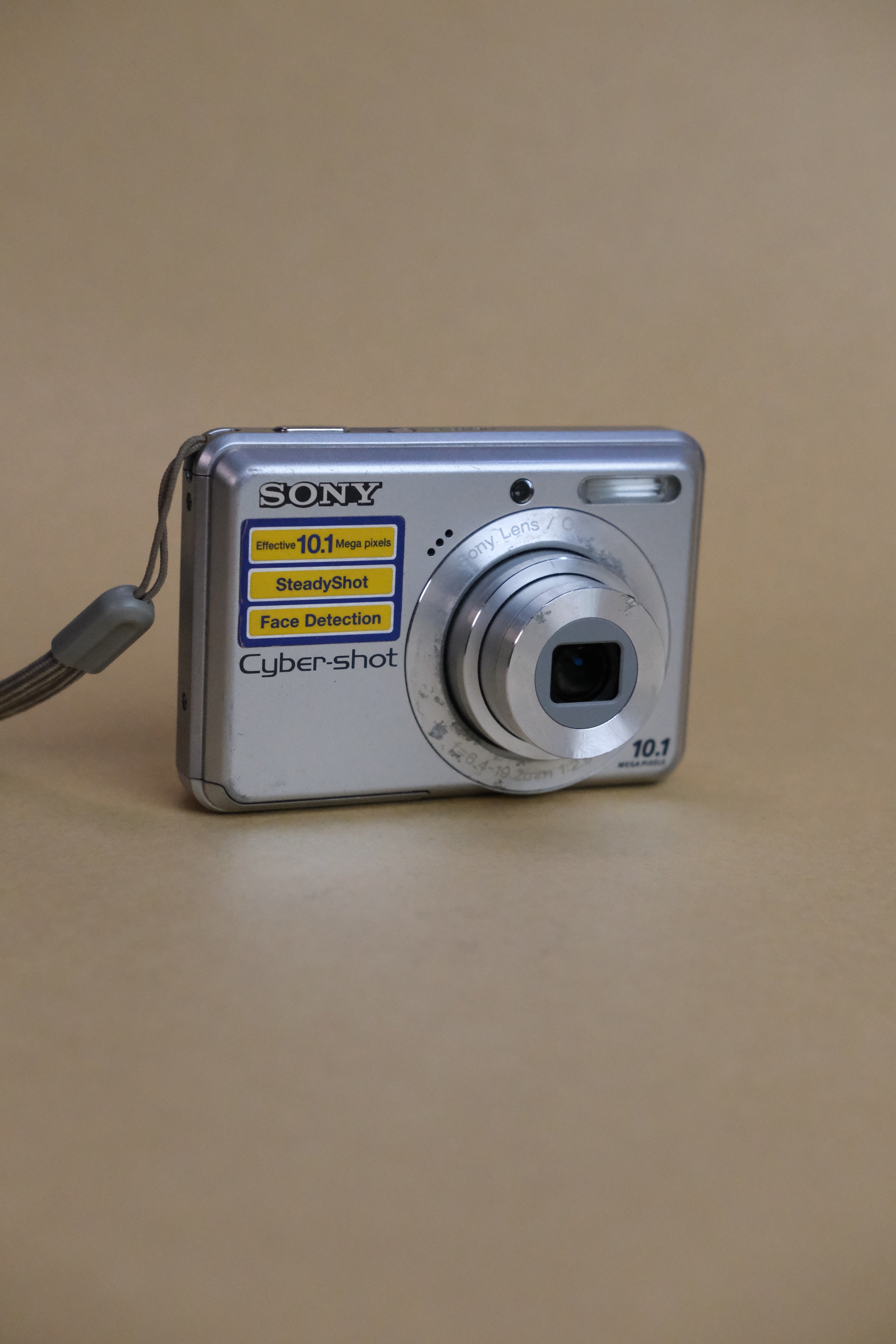 Sony Cybershot DSC-S930