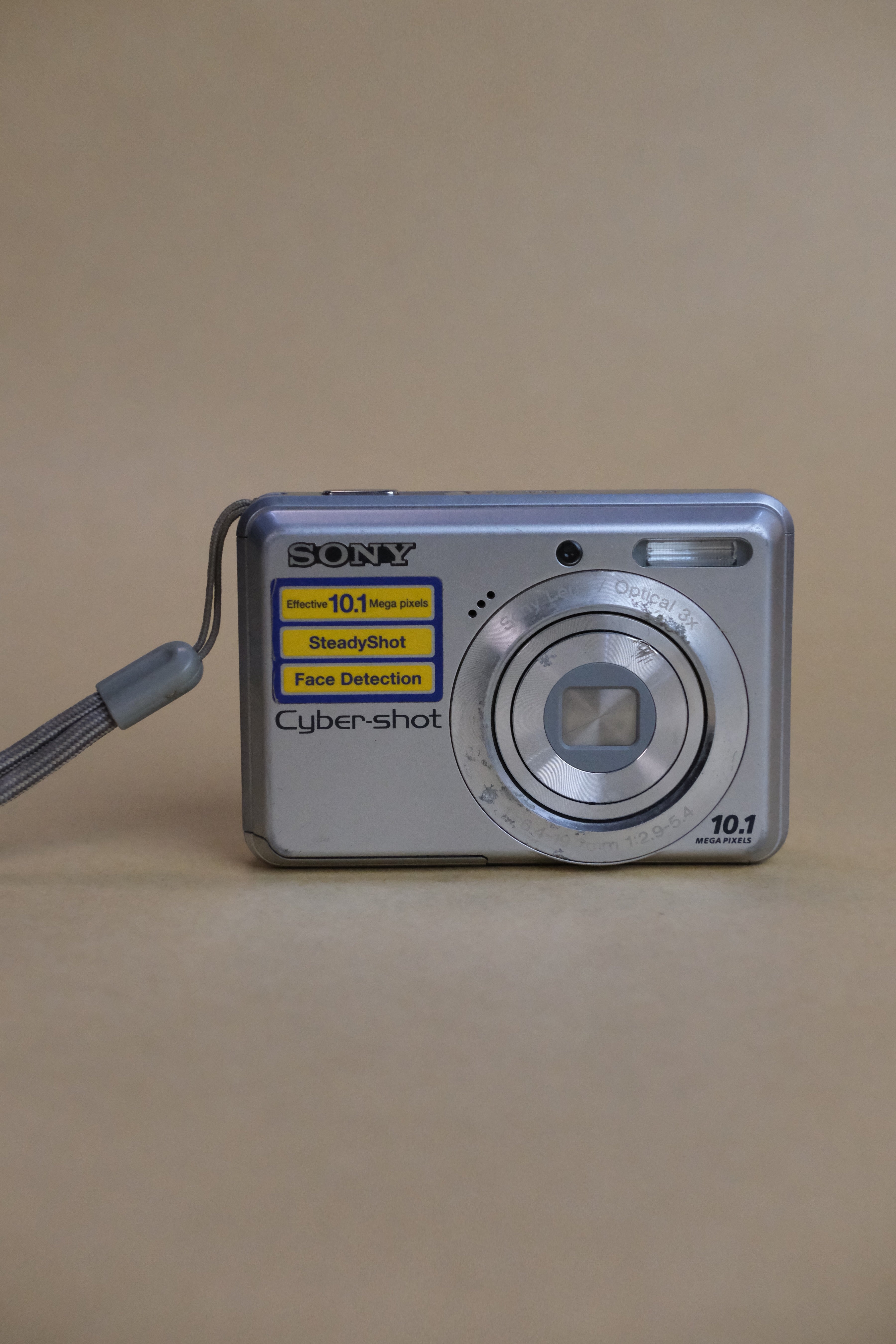 Sony Cybershot DSC-S930