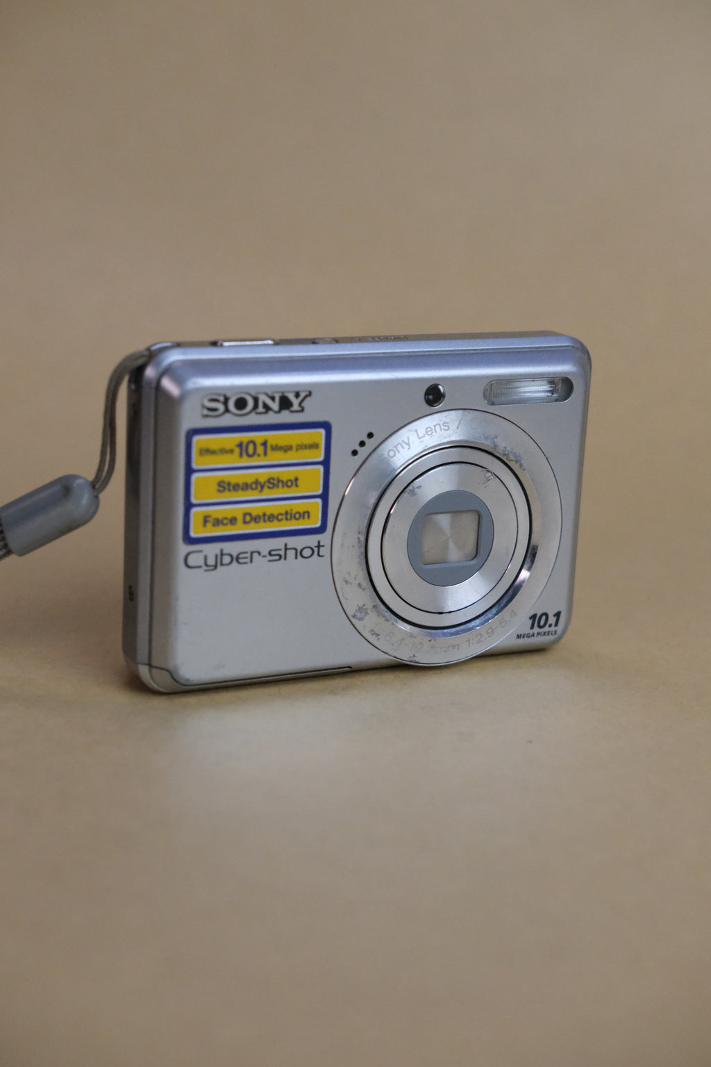 Sony Cybershot DSC-S930