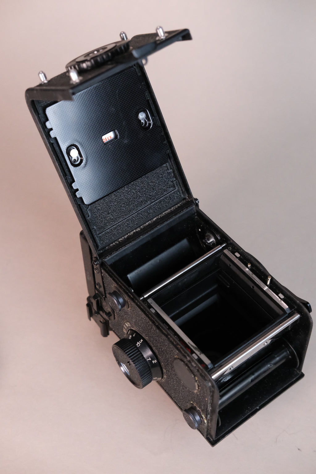 Yashica Mat 124 G + 35mm Adapter