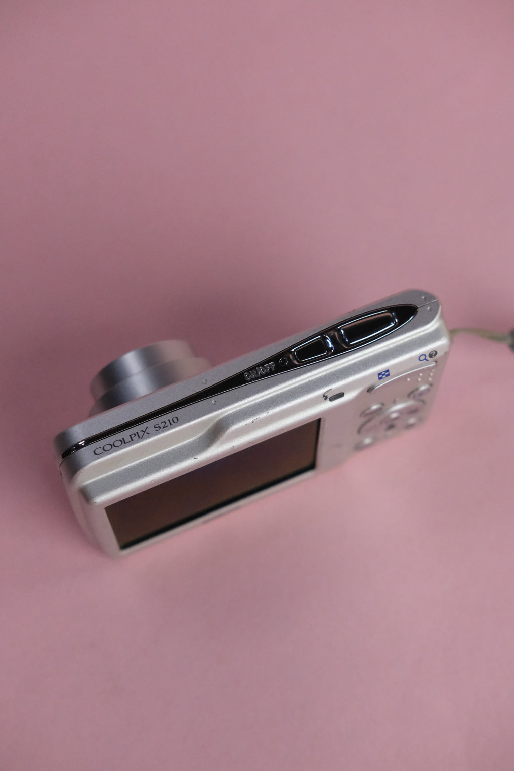 Nikon Coolpix S210