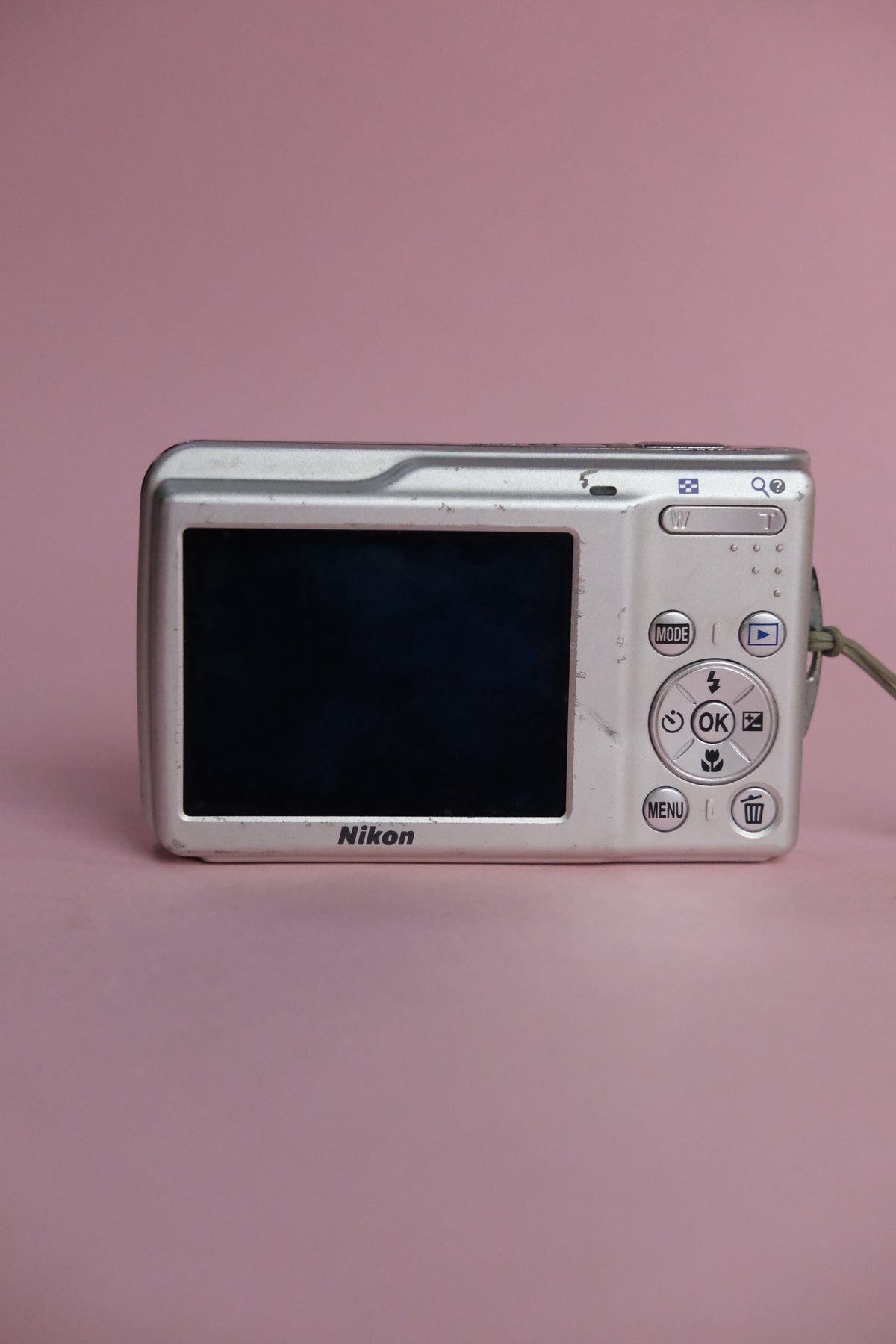 Nikon Coolpix S210