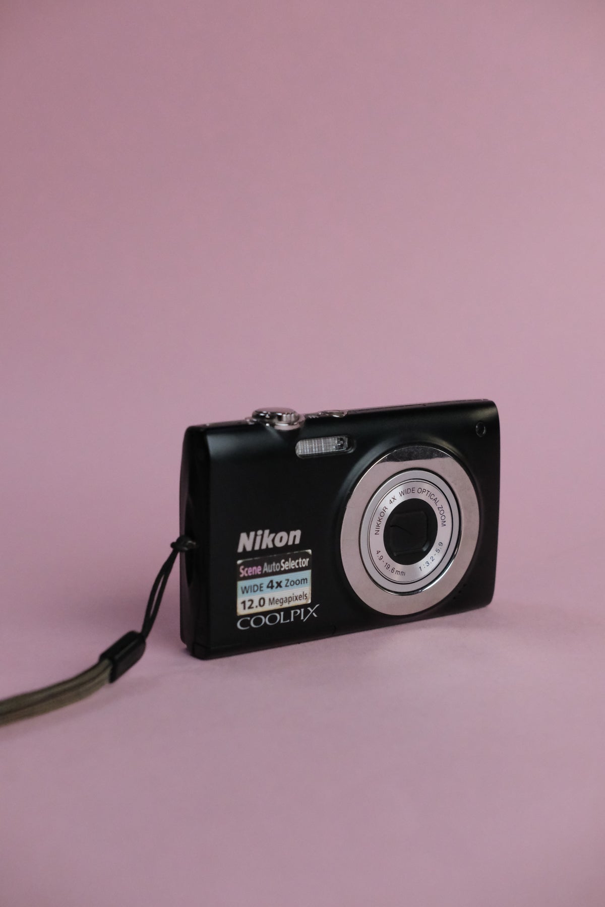 Nikon Coolpix S2500 + Original Box