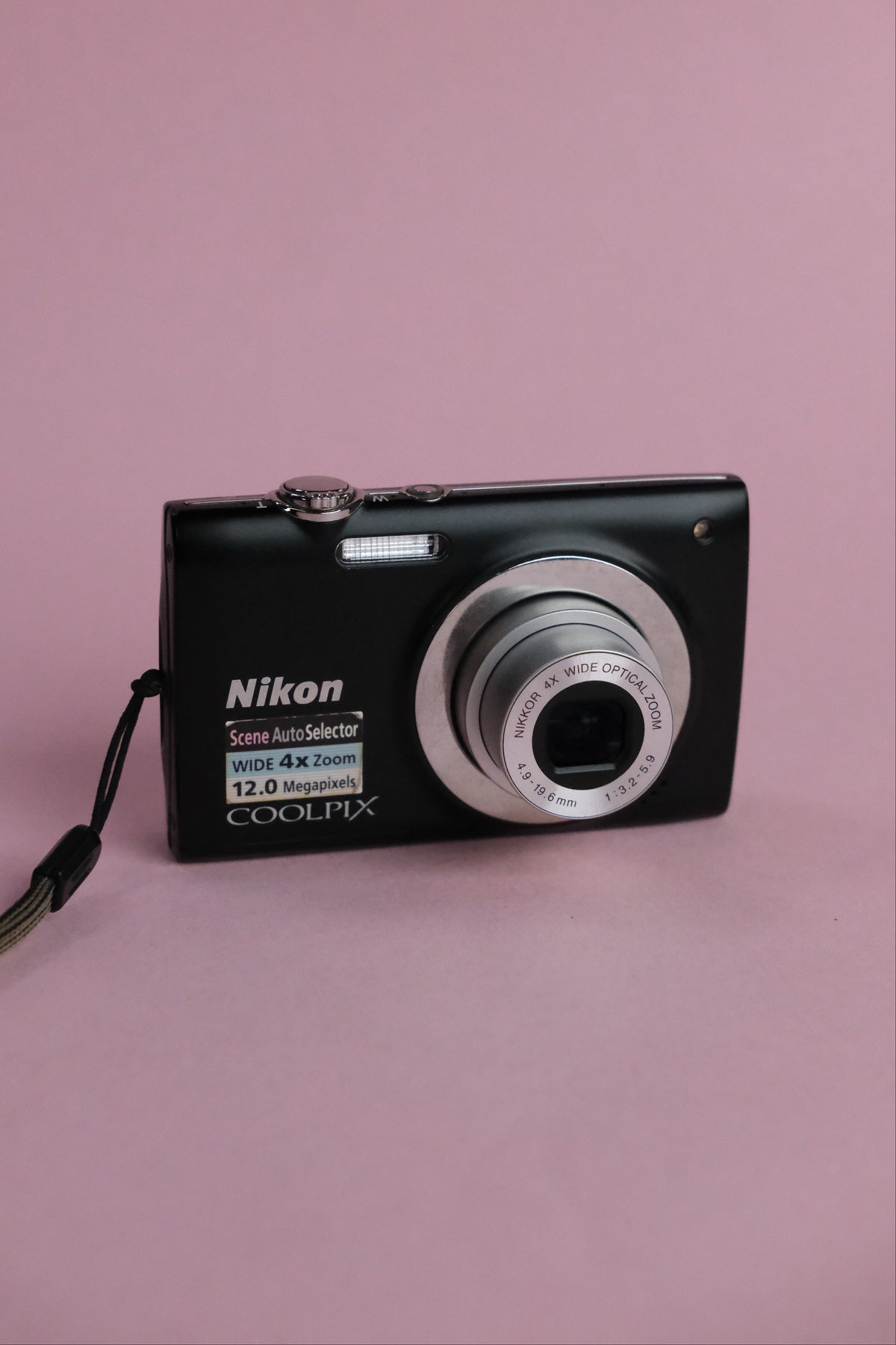 Nikon Coolpix S2500 + Original Box