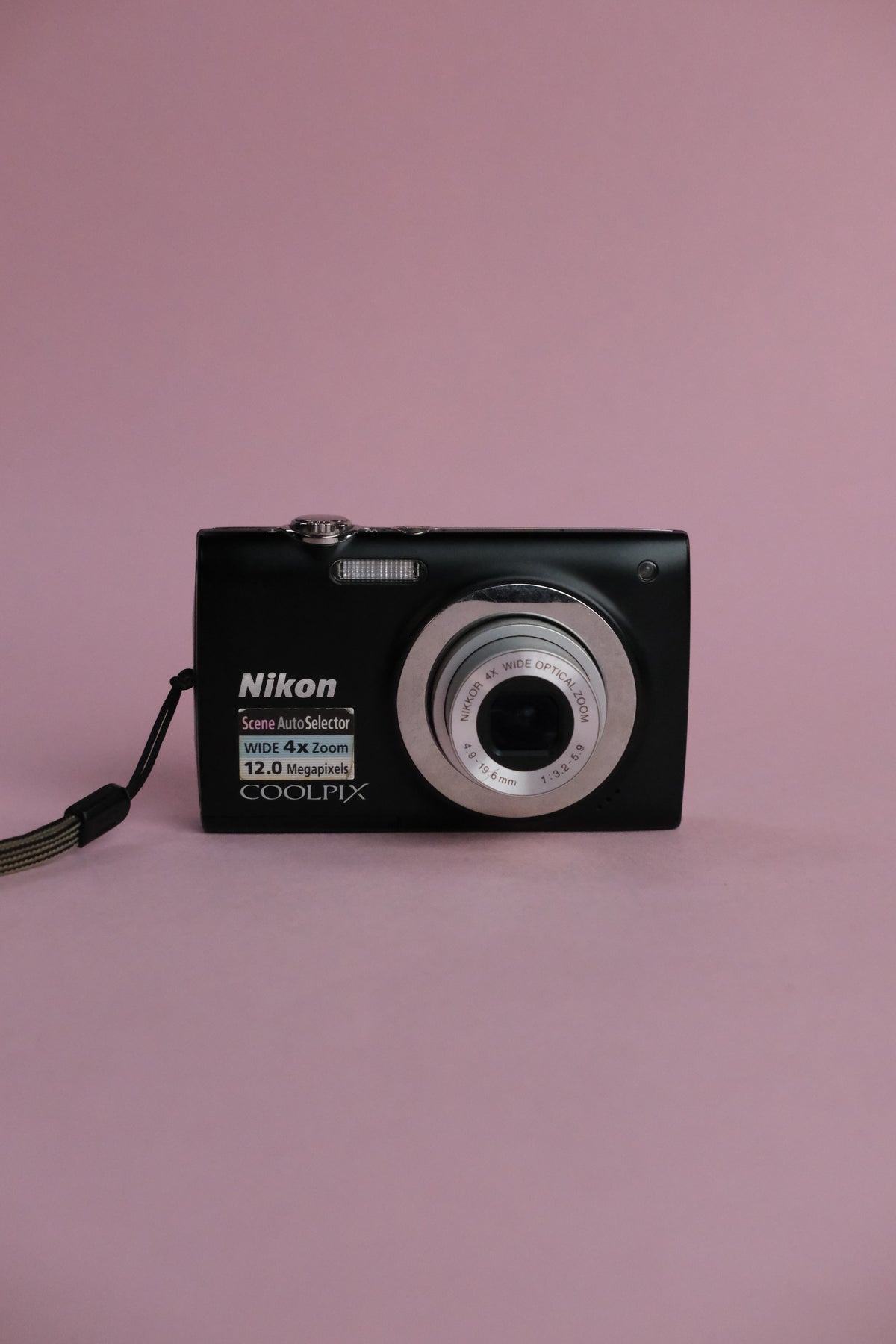 Nikon Coolpix S2500 + Original Box