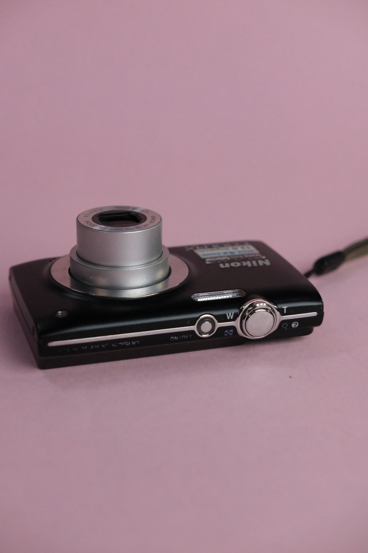 Nikon Coolpix S2500 + Original Box