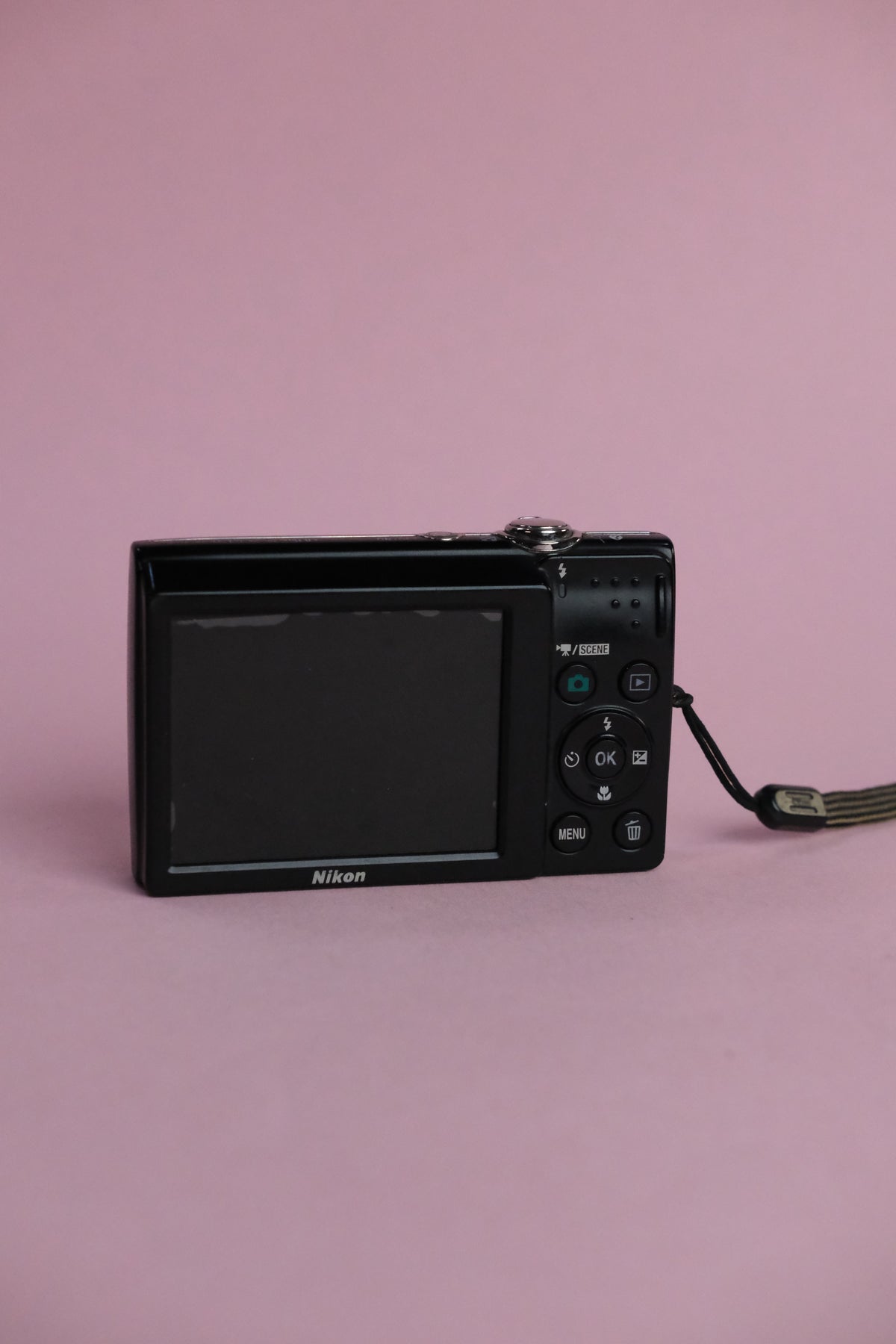 Nikon Coolpix S2500 + Original Box