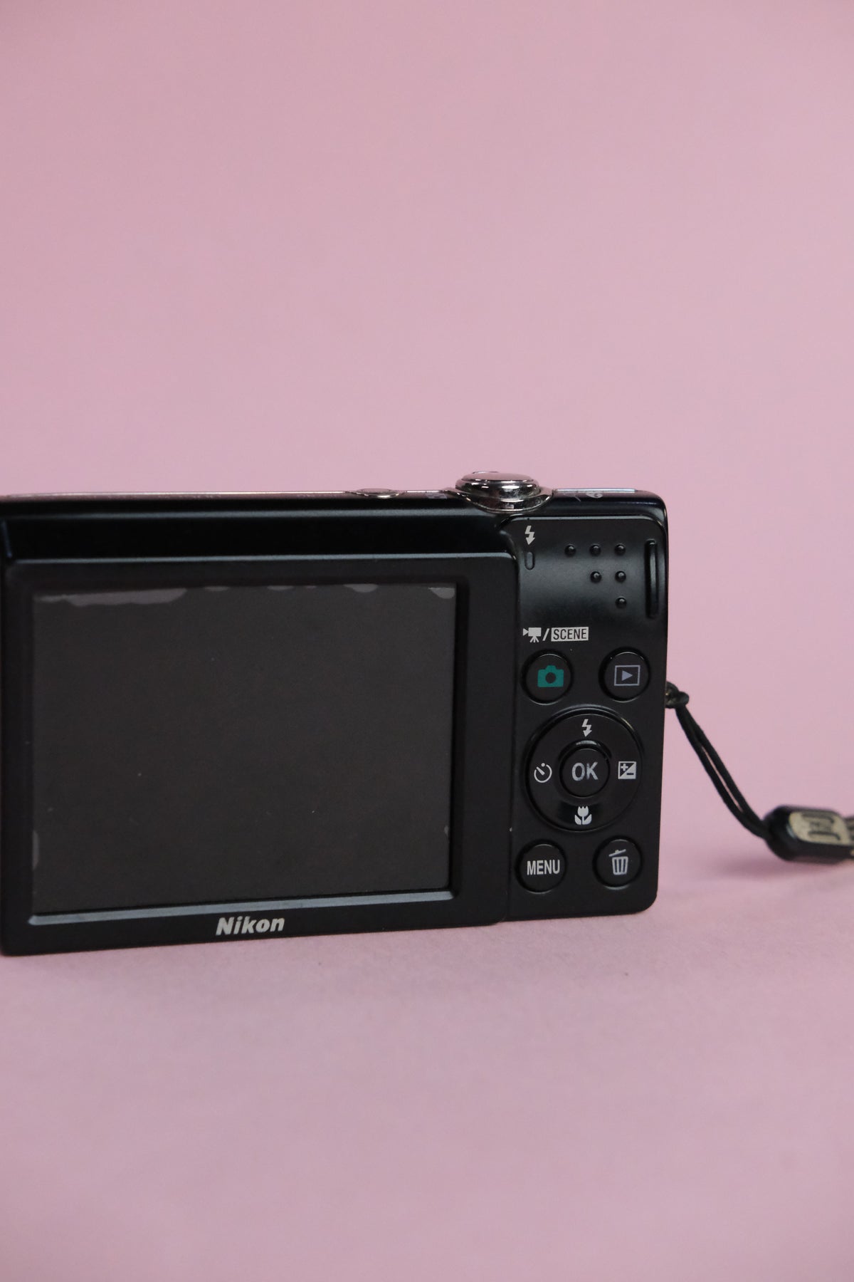 Nikon Coolpix S2500 + Original Box