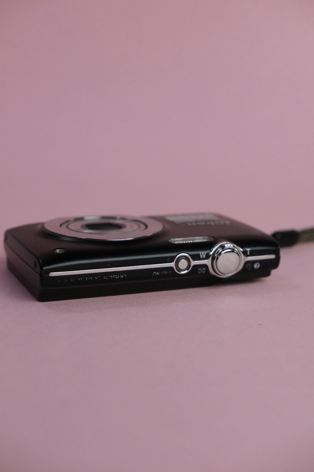 Nikon Coolpix S2500 + Original Box