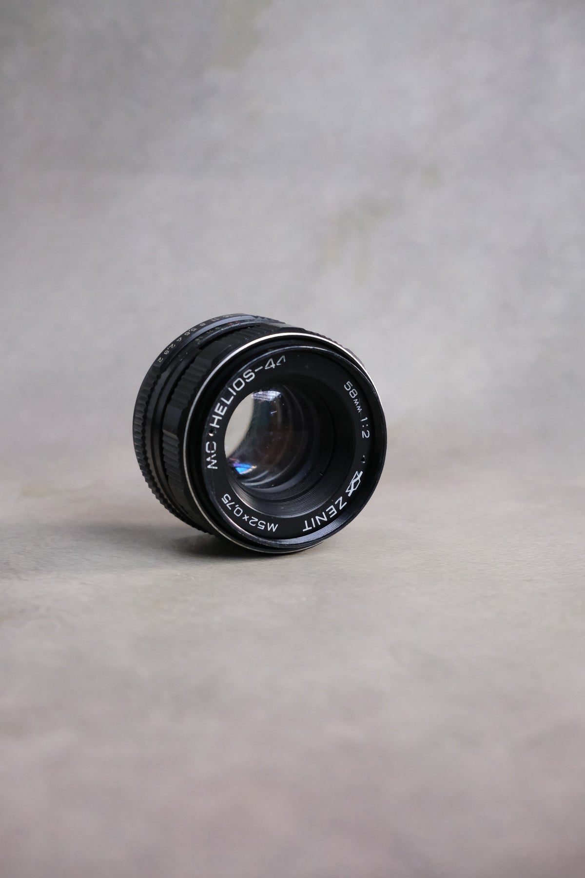 Helios 44M-4 58mm F2
