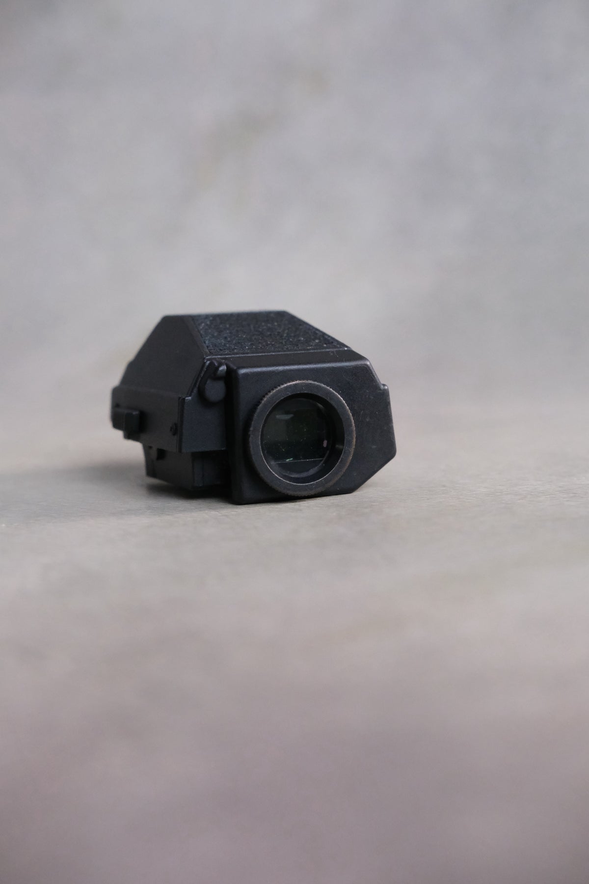Nikon DE-2 Prism Finder for F3