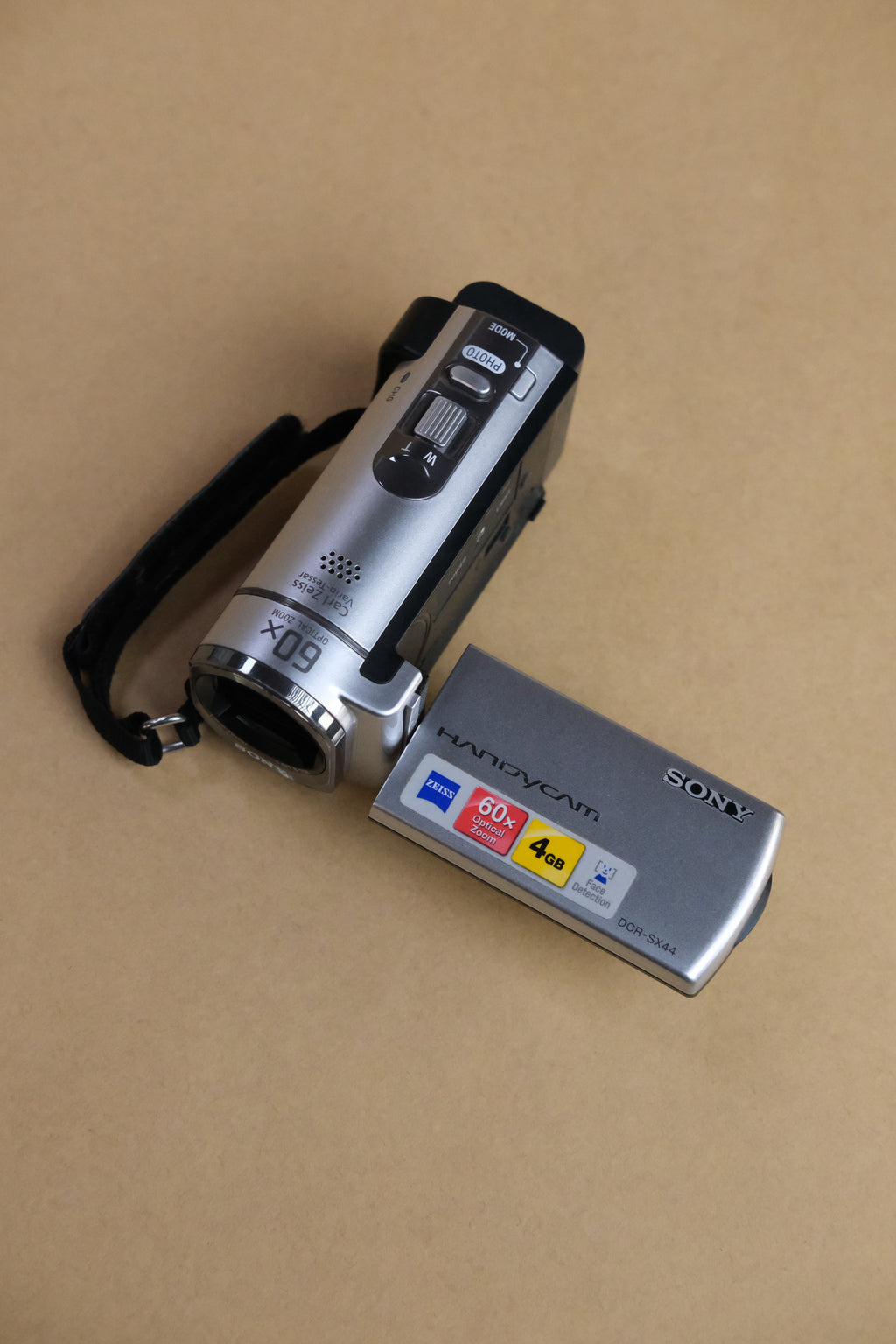 Sony Handycam DCR-SX44