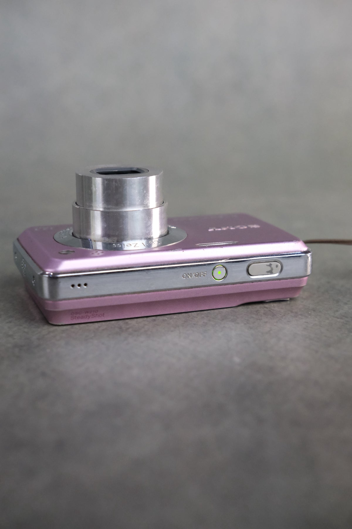 Sony Cyber-shot DSC-W210