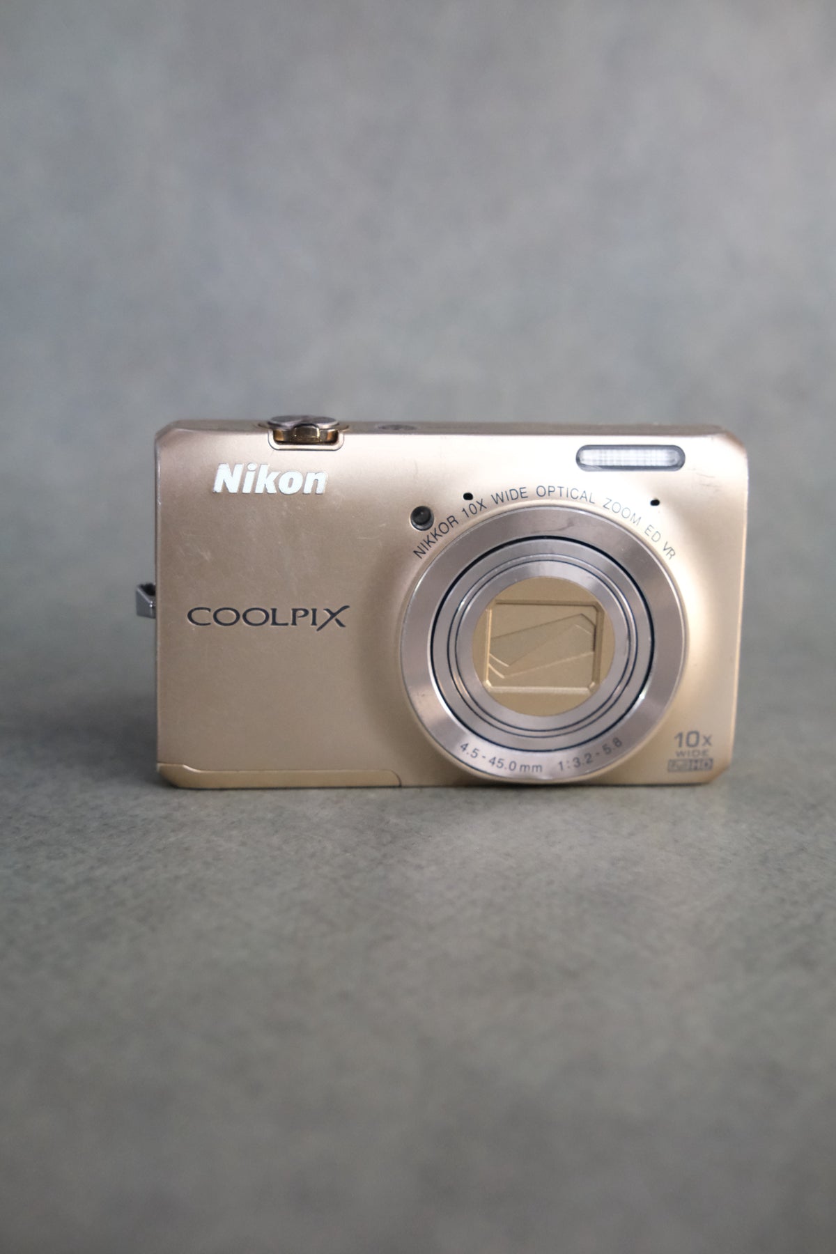 Nikon Coolpix S6300