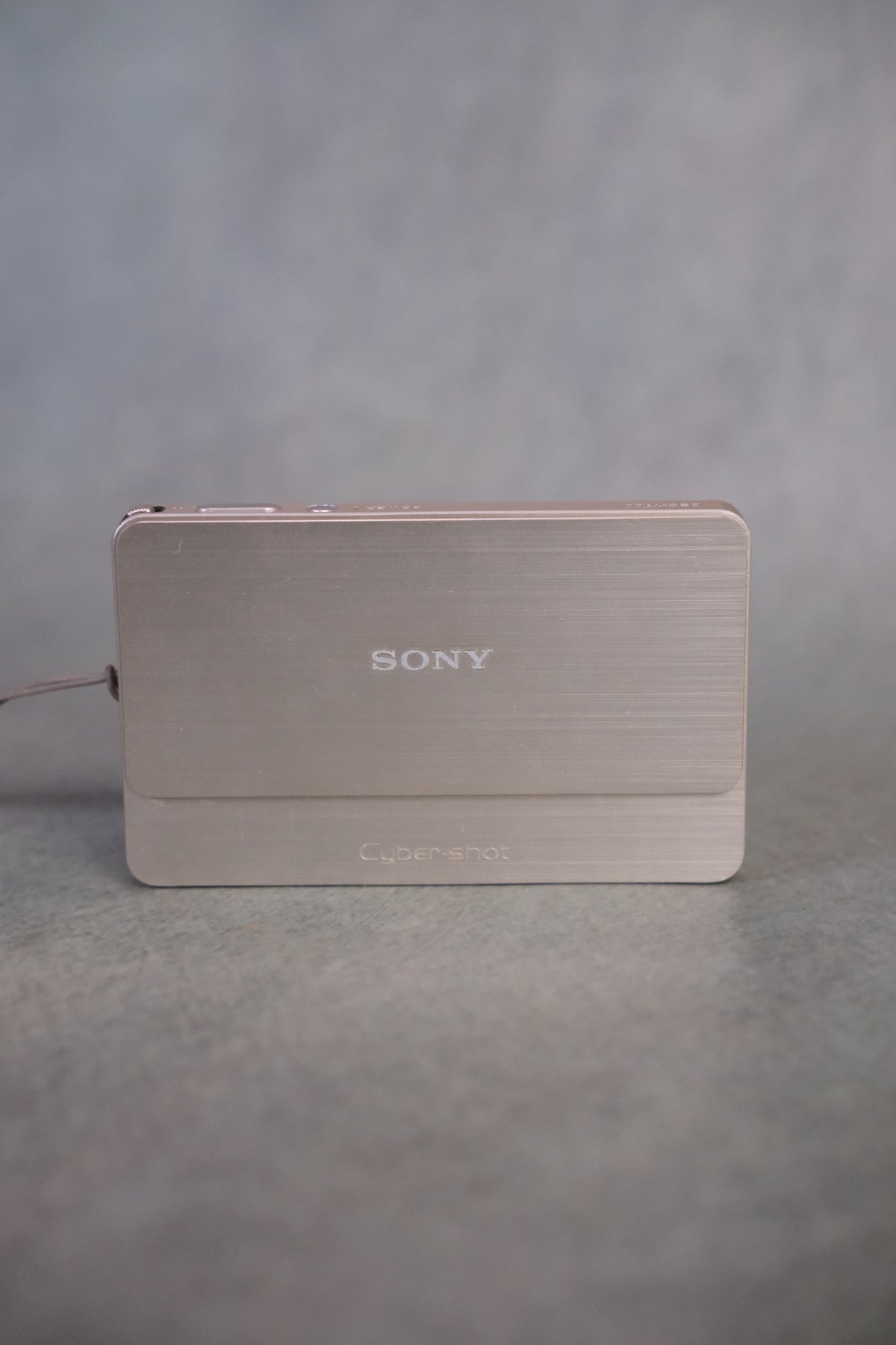 Sony Cyber-shot DSC-T700