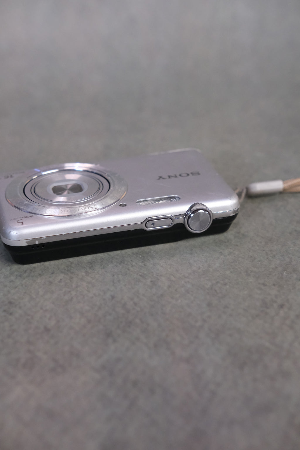 Sony Cyber-shot DSC-W380