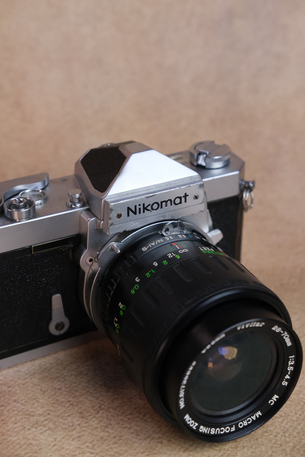 Nikomat FT + Vivitar MC Macro Focusing Zoom 28-70mm F3.5-F4.5