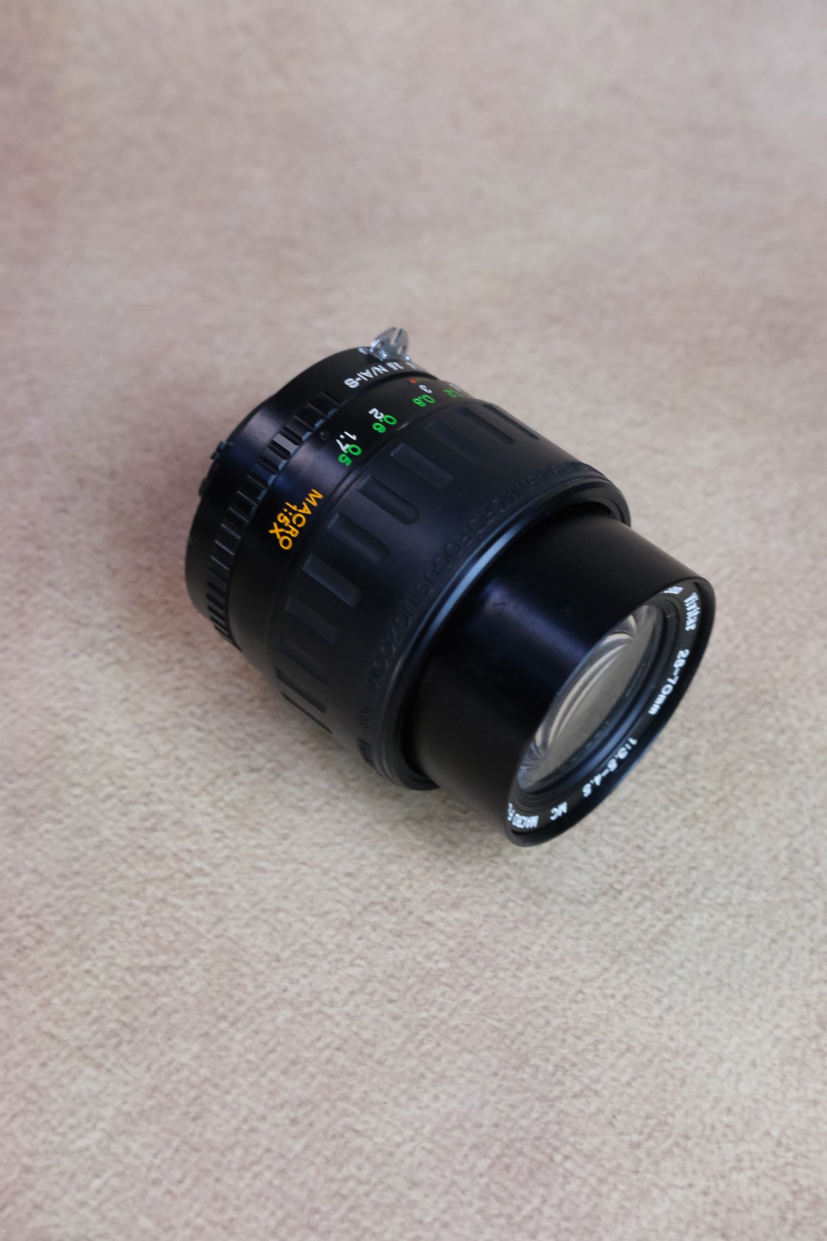 Nikomat FT + Vivitar MC Macro Focusing Zoom 28-70mm F3.5-F4.5