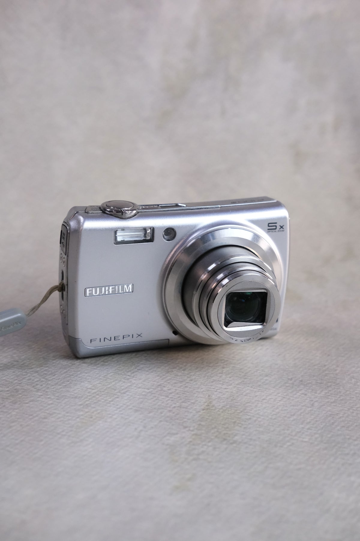 Fujifilm FinePix F100fd