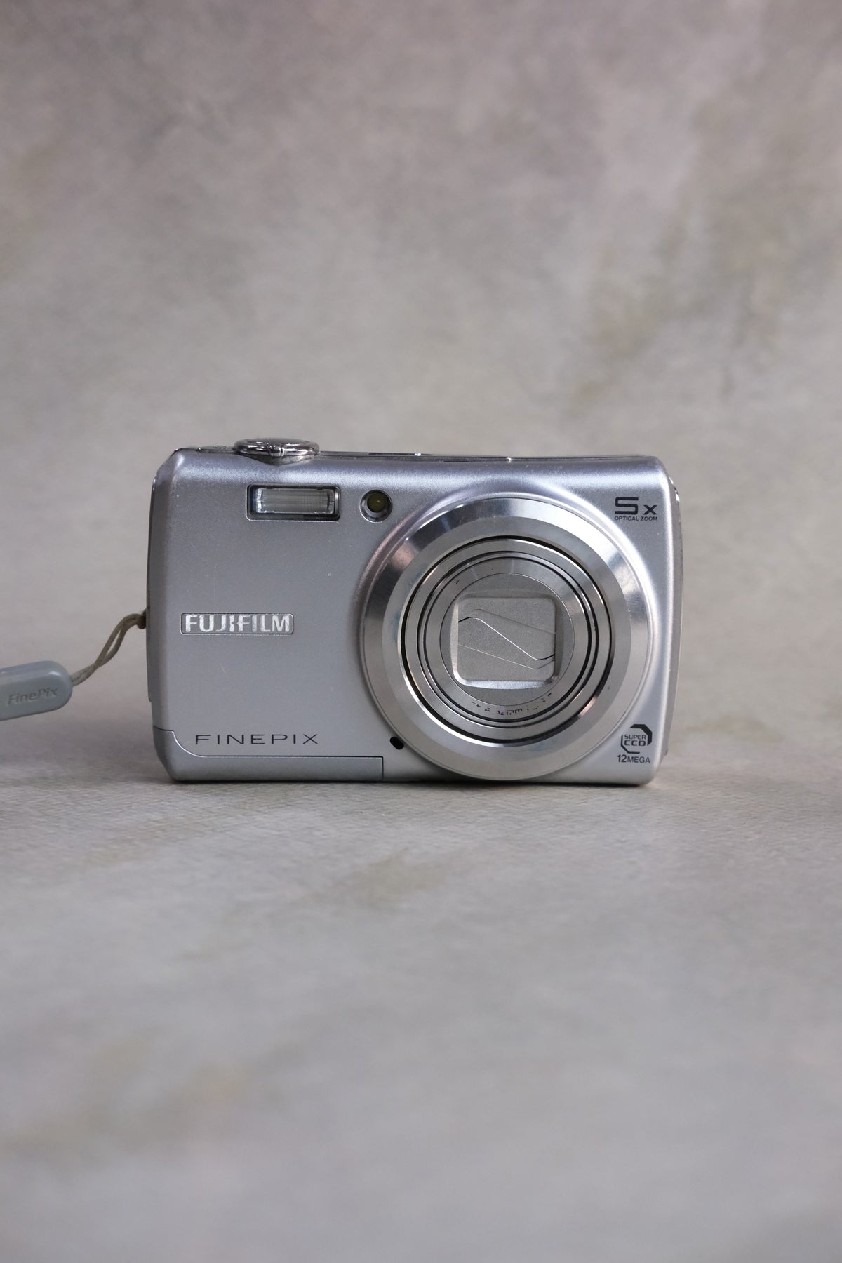 Fujifilm FinePix F100fd