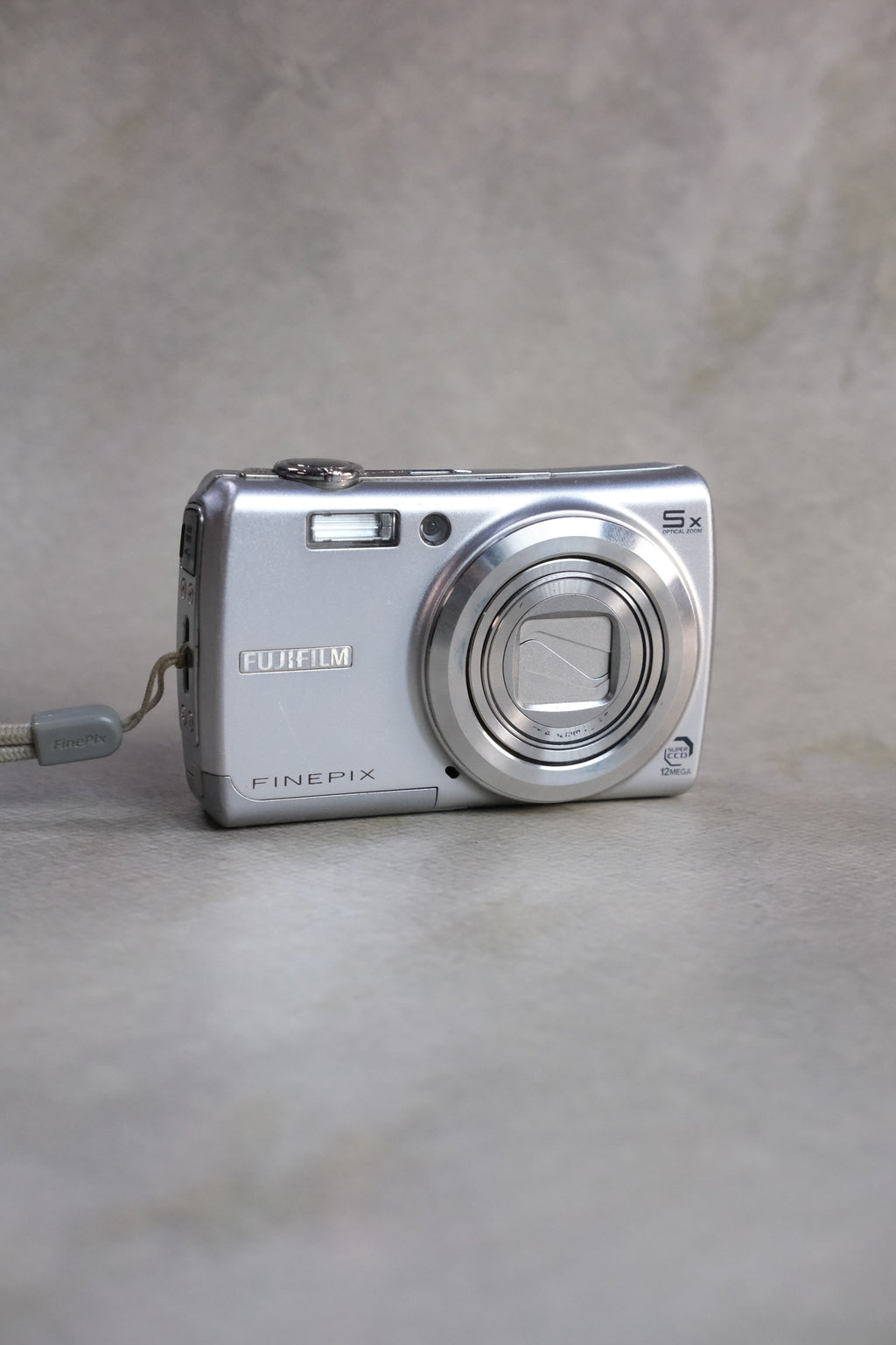 Fujifilm FinePix F100fd